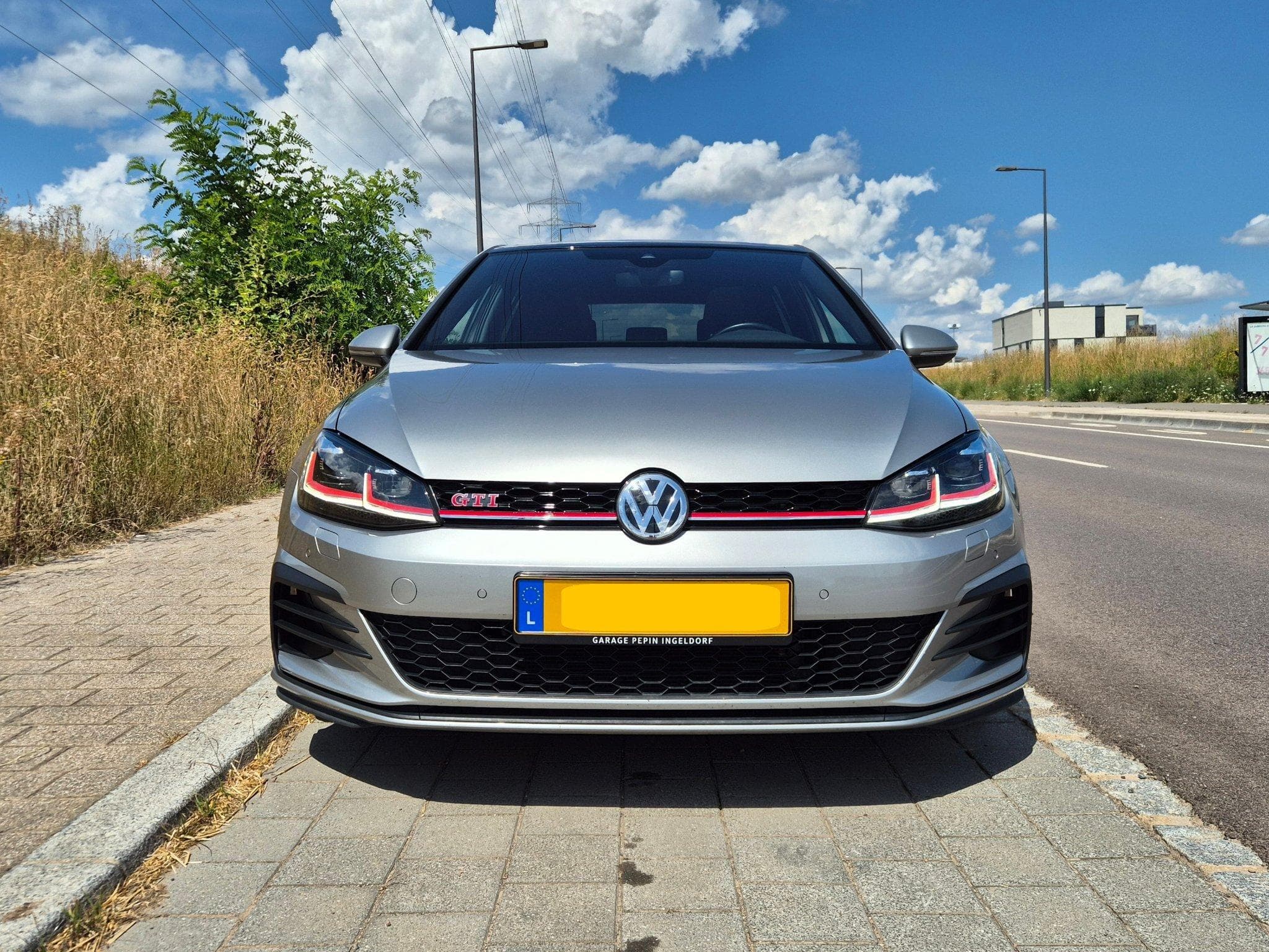 VW Golf VII GTI Performance (2019) - Photo 1