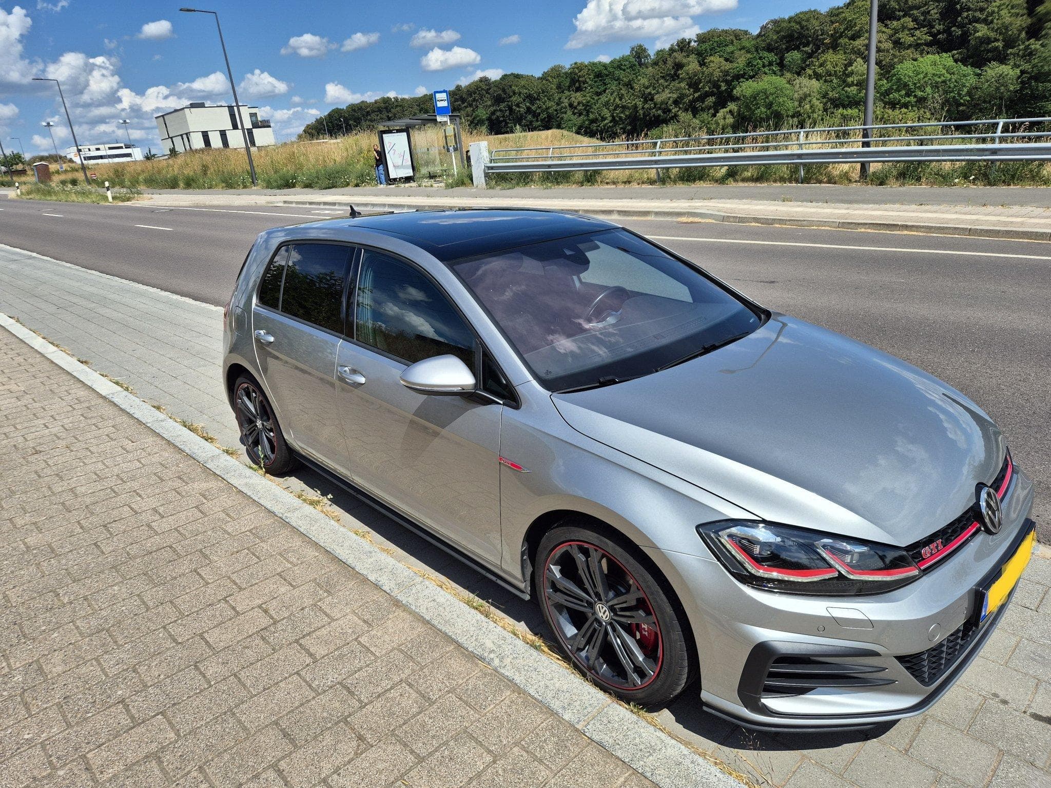VW Golf VII GTI Performance (2019) - Photo 6