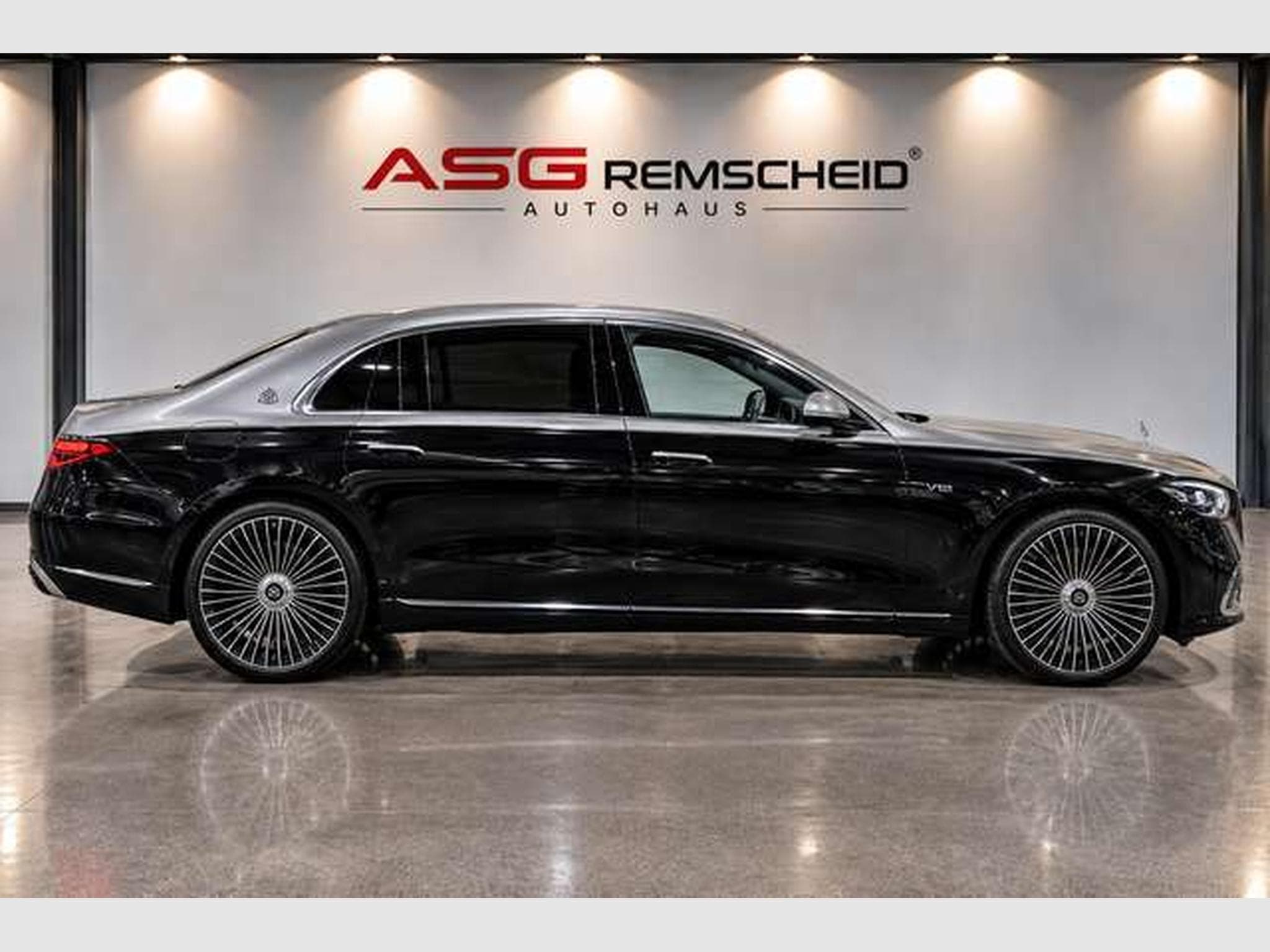 Mercedes S 580 Maybach 4Matic *Exklusiv*TV*FOND*Massage (2023) - Foto 2