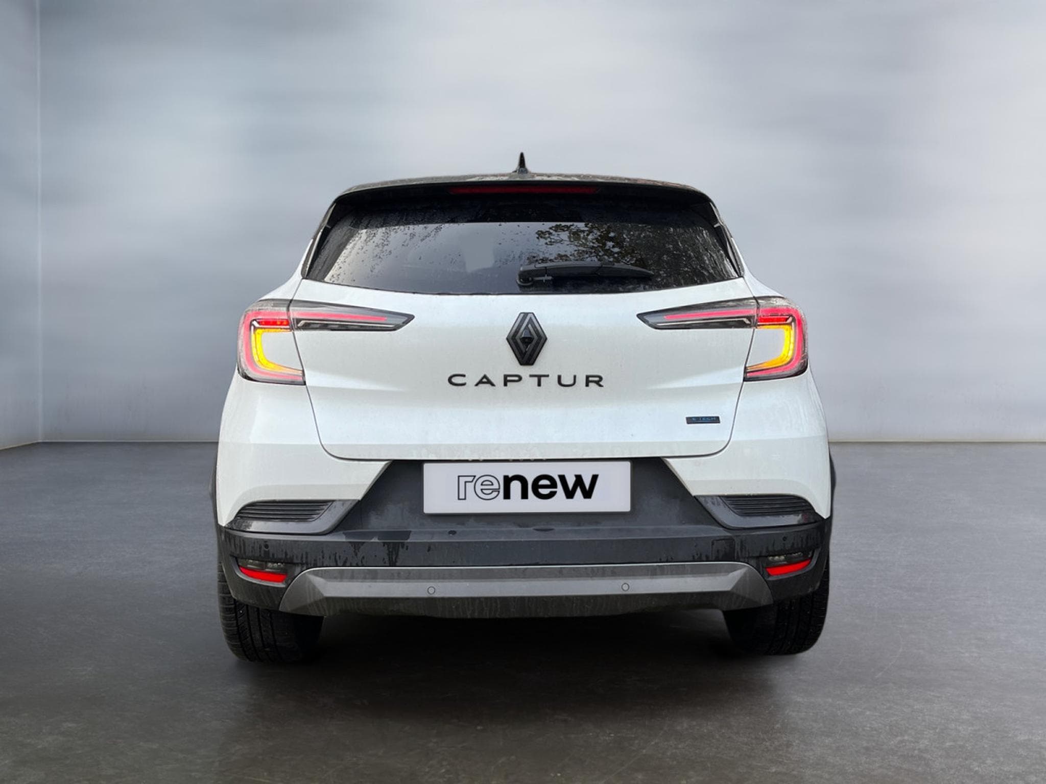 Renault Captur 1.6 Esprit Alpine E-Tech Full Hybrid (2025) - Photo 3