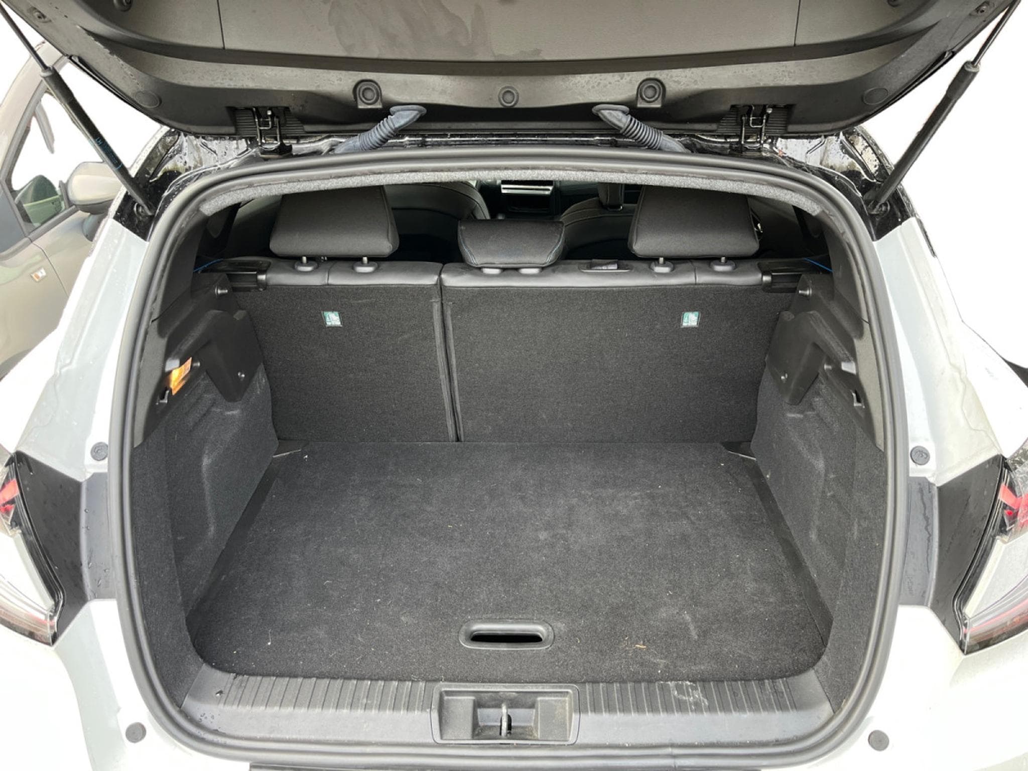 Renault Captur 1.6 Esprit Alpine E-Tech Full Hybrid (2025) - Photo 4