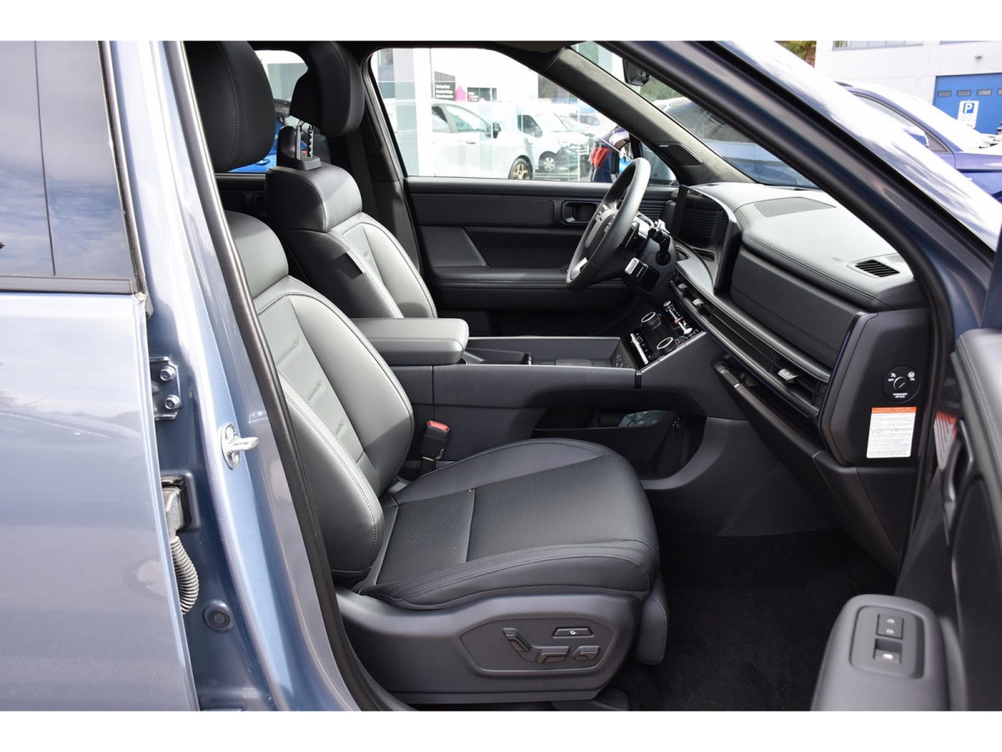 Hyundai Santa Fe 1.6 T-GDI HEV 4WD Calligraphy 7 PL. PANO MEMO BOSE HUD NEUF (2026) - Foto 7