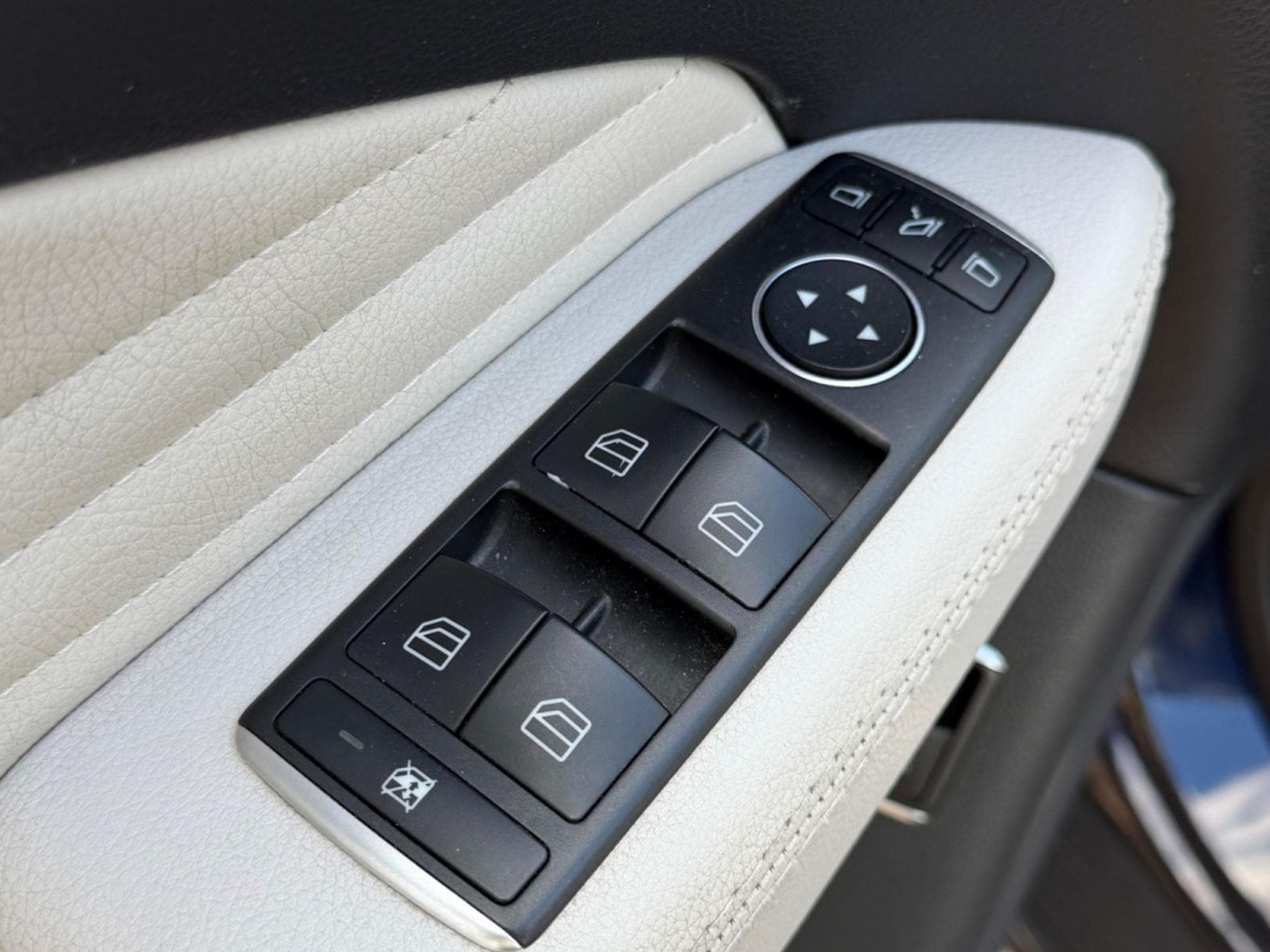 Mercedes GLE 350 d 4Matic COUPE AMG LINE/PANO (2019) - Photo 13