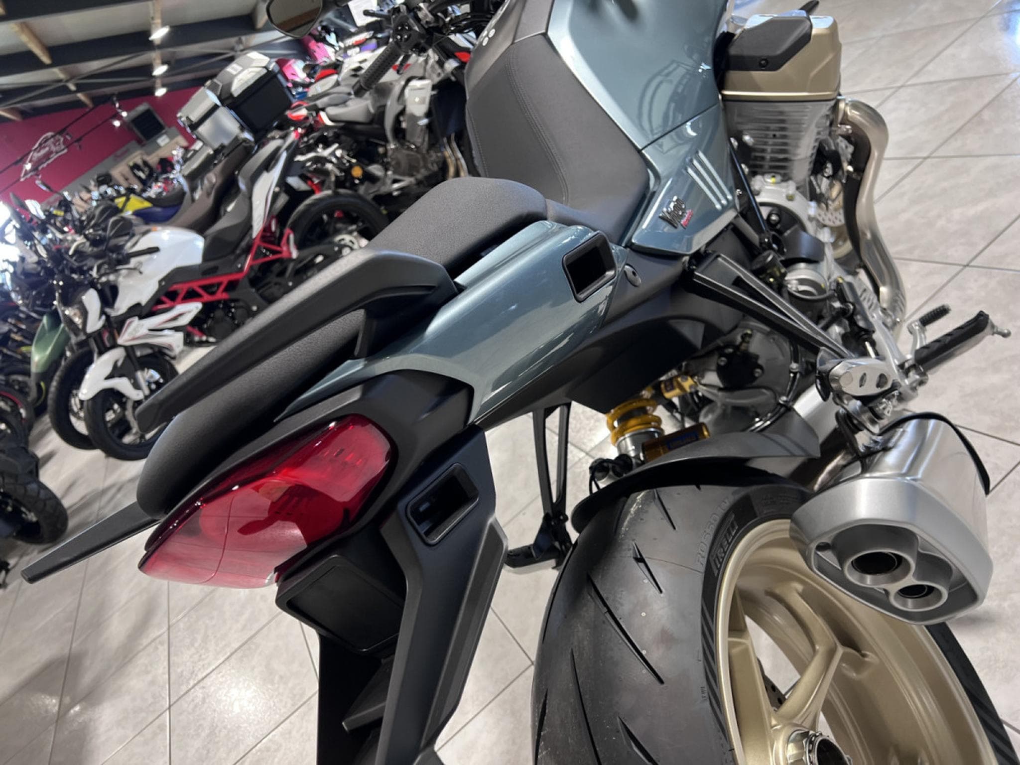 Moto Guzzi V100 S MANDELLO PFF (2026) - Photo 5