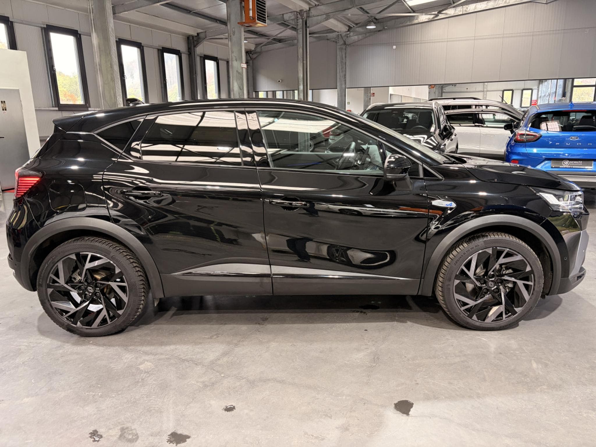 Renault Captur 1.8 ESPRIT ALPINE Full Hybrid (2026) - Photo 2