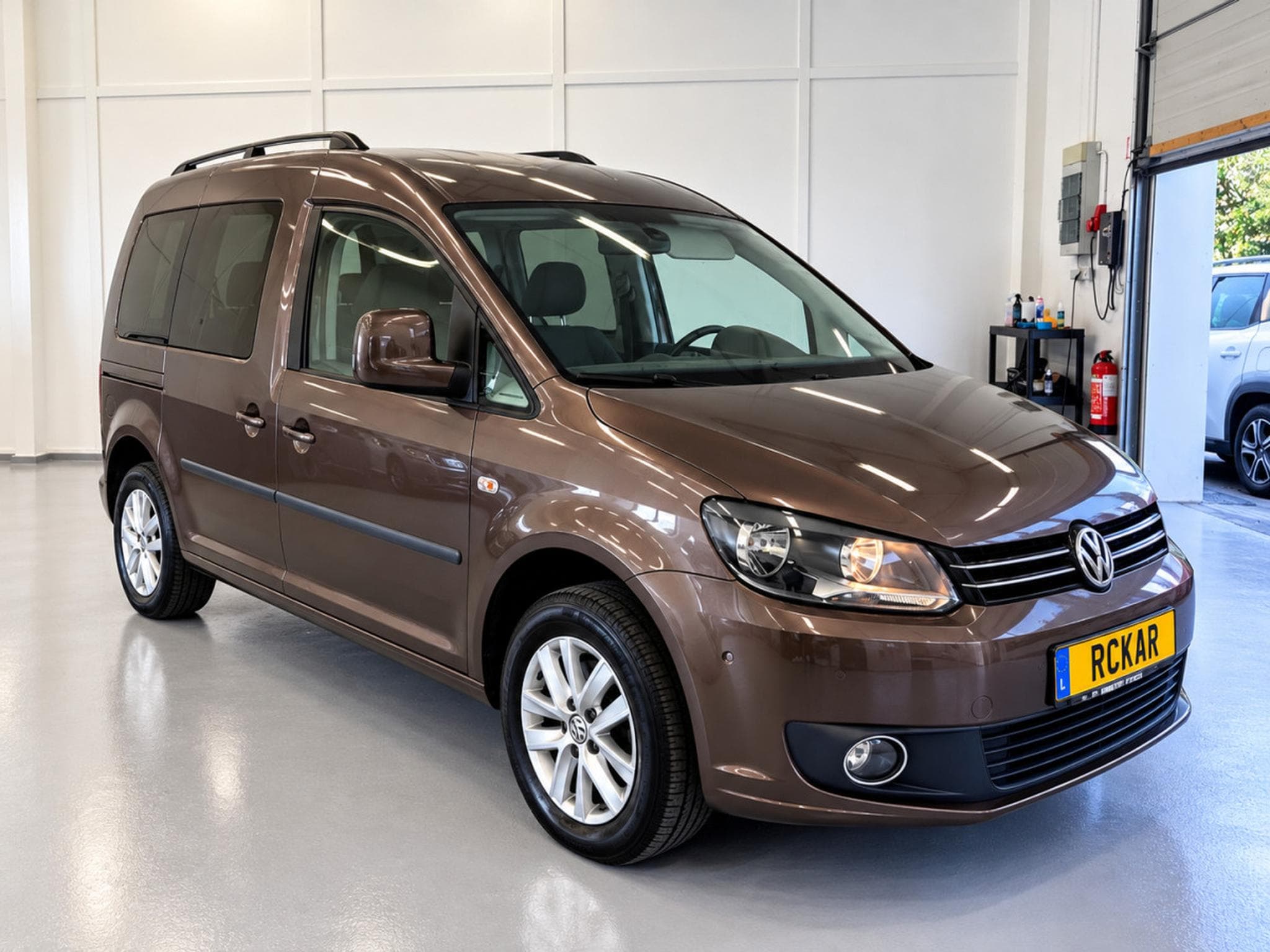 VW Caddy 1.6 Tdi 102 Comfortline DSG (2014) - Photo 2