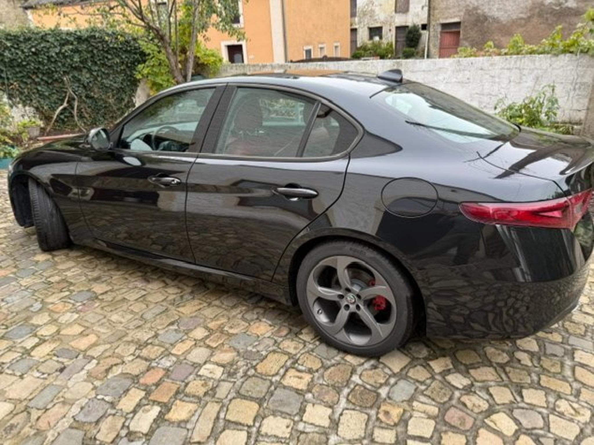 Alfa-Romeo Giulia Super (2018) - Photo 8