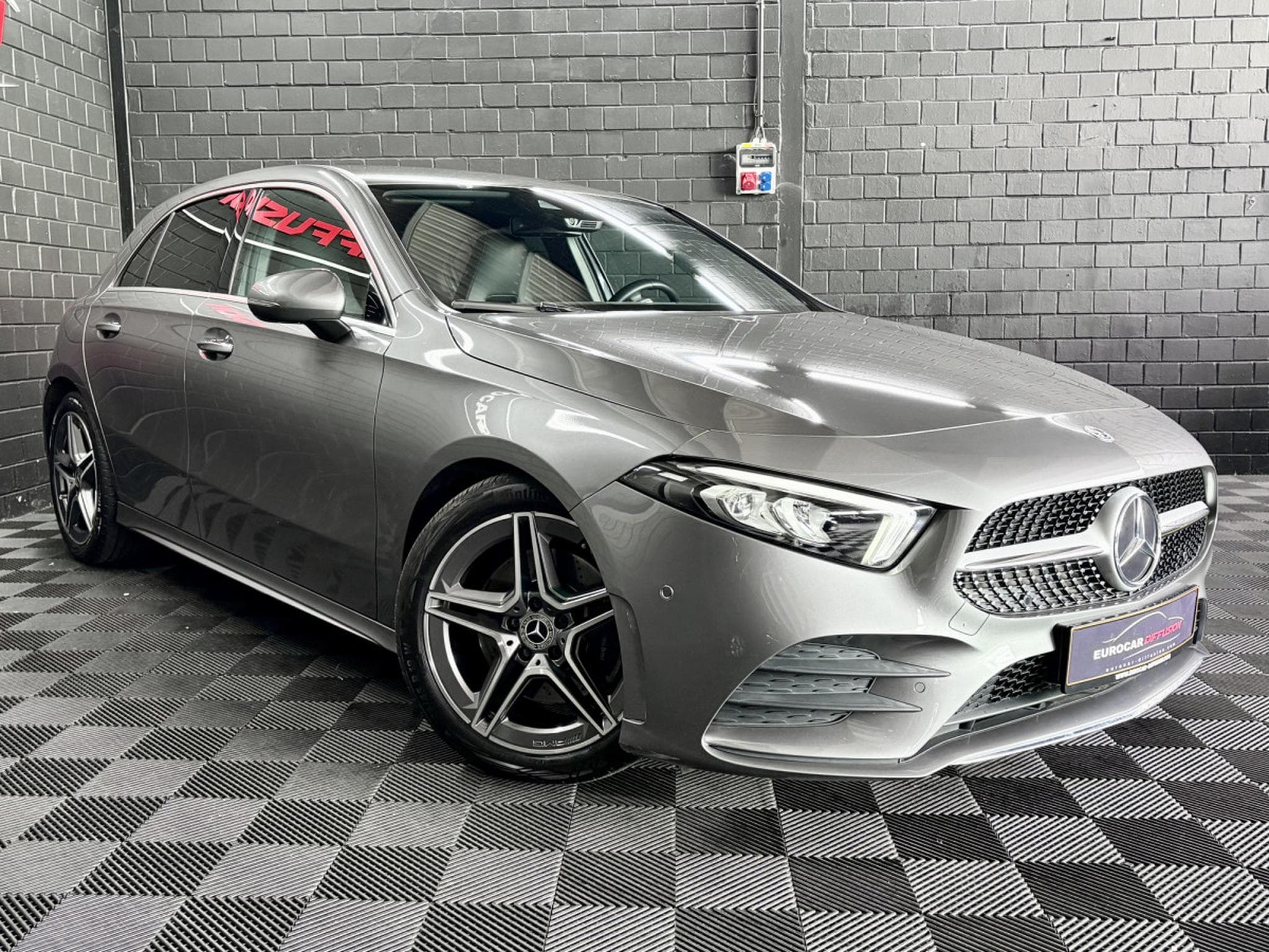 Mercedes A 220 D AMG LINE 2.0 *CAM* AUDIO * (2021) - Photo 3