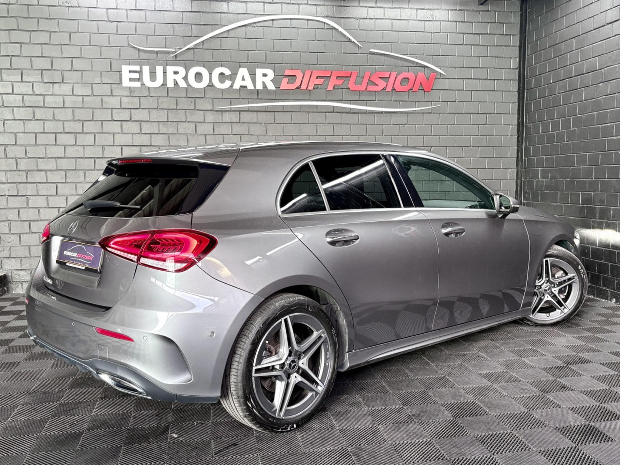 Mercedes A 220 D AMG LINE 2.0 *CAM* AUDIO * (2021) - Photo 6