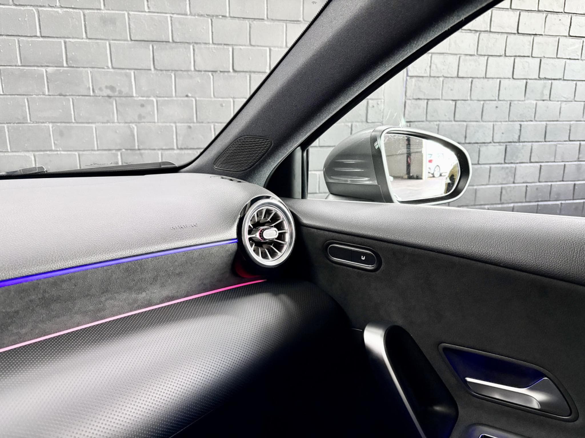 Mercedes A 220 D AMG LINE 2.0 *CAM* AUDIO * (2021) - Photo 21