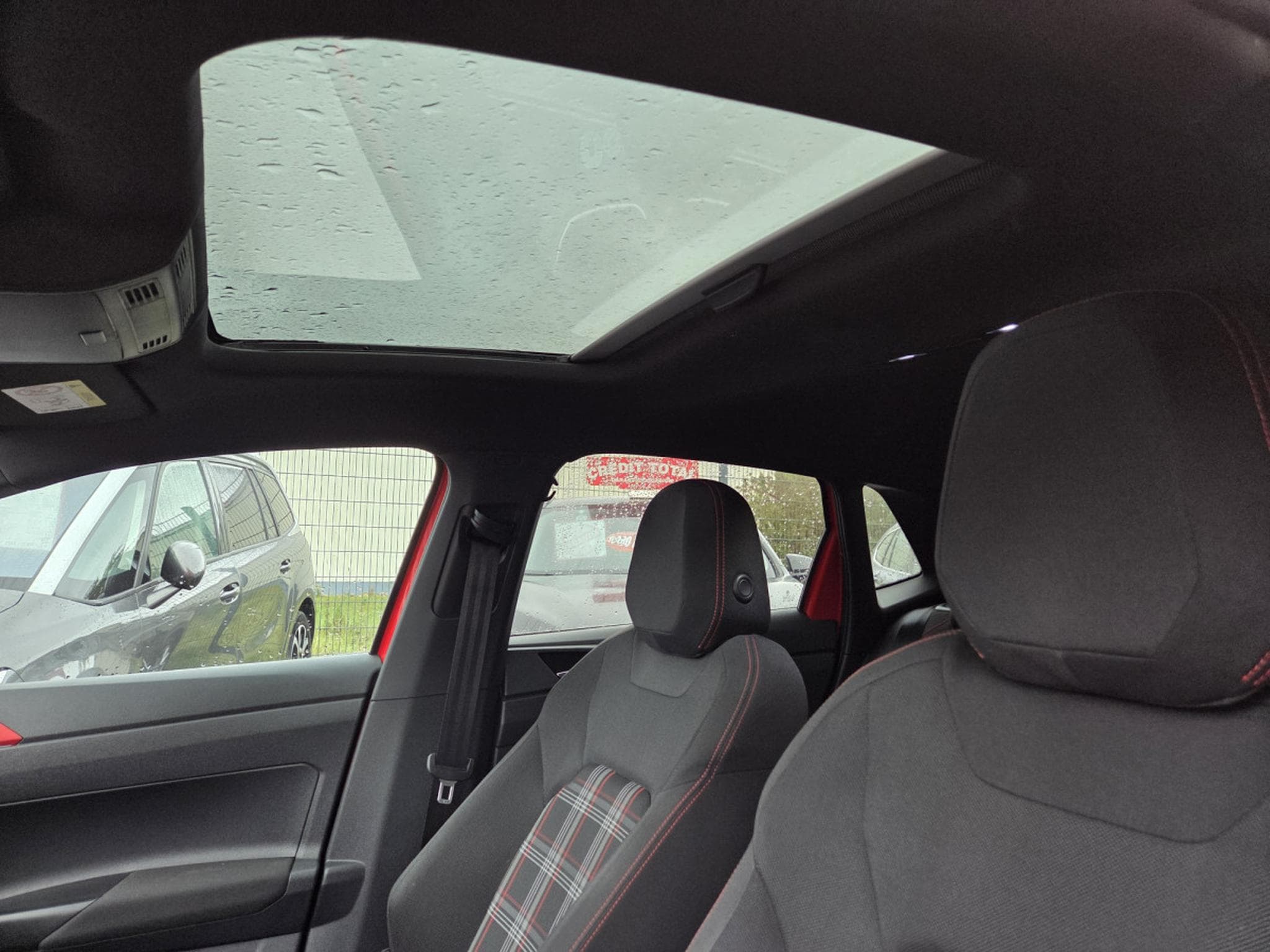 VW Polo 200CV (2020) - Photo 18