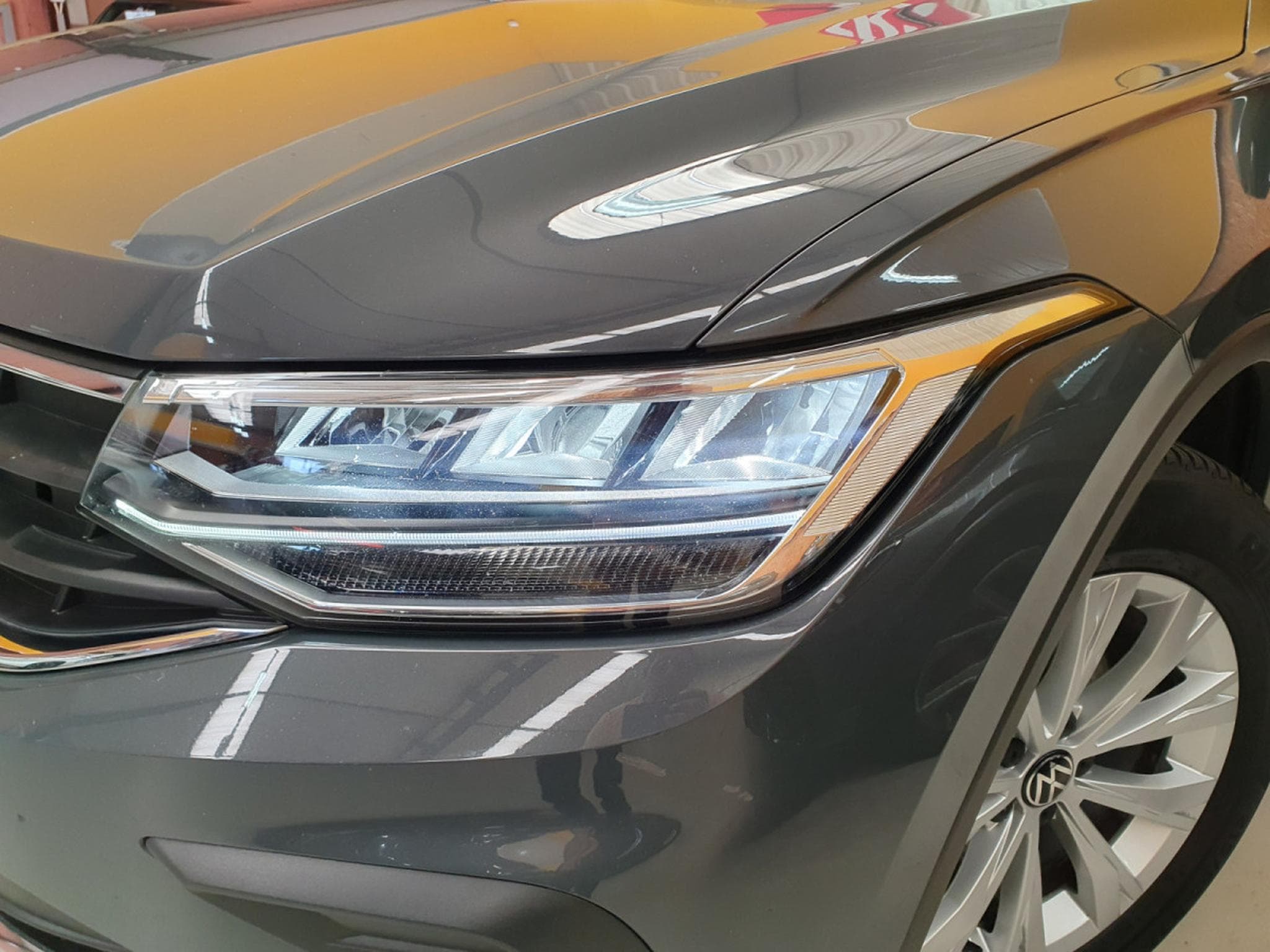 VW Tiguan 2.0TDI 150 LIFE (2021) - Photo 2