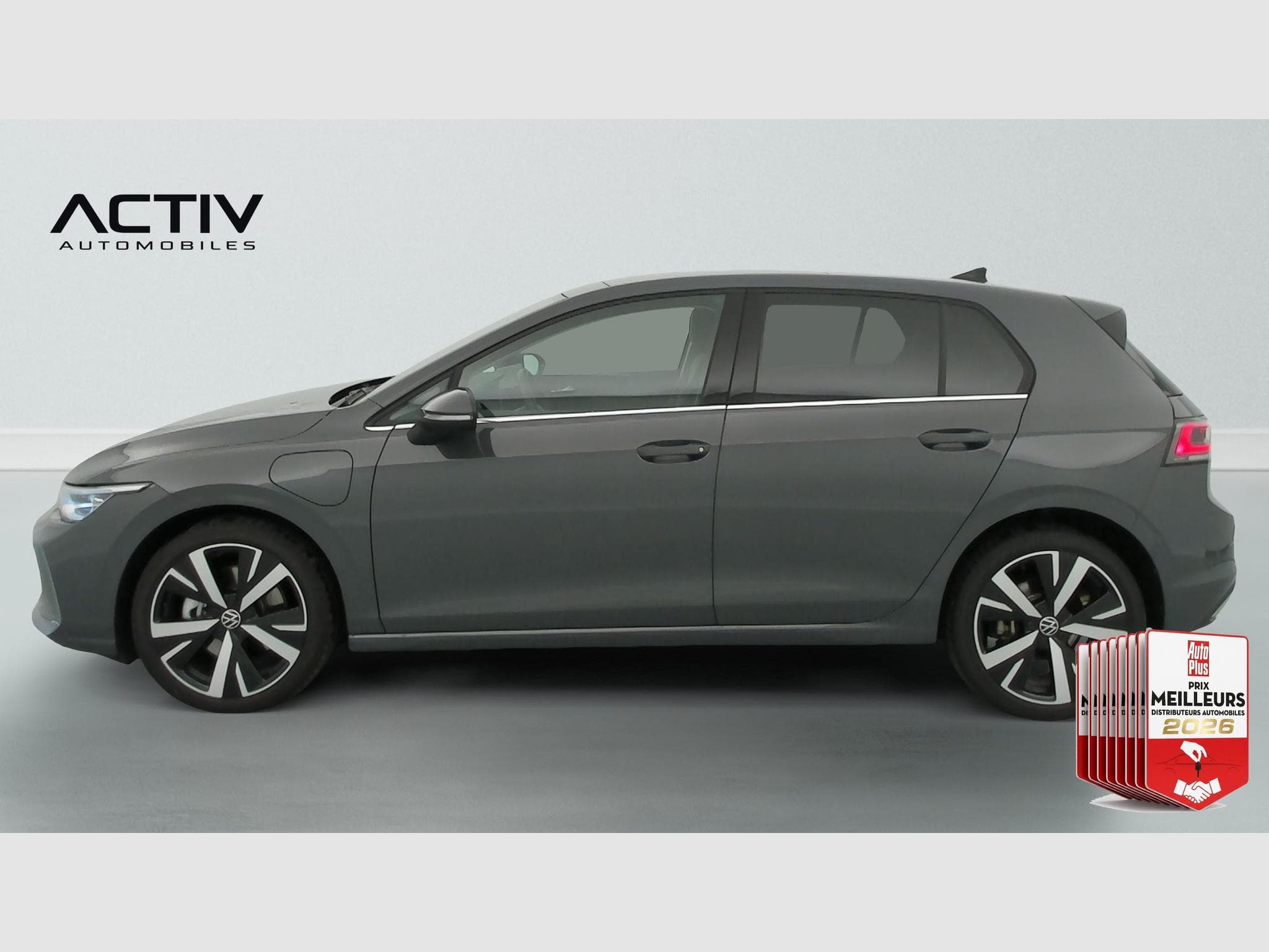 VW GOLF 1.5 EHYBRID 204 DSG6 STYLE (2025) - Photo 4