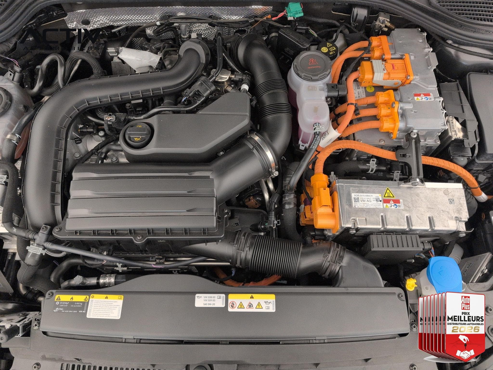 VW GOLF 1.5 EHYBRID 204 DSG6 STYLE (2025) - Photo 24
