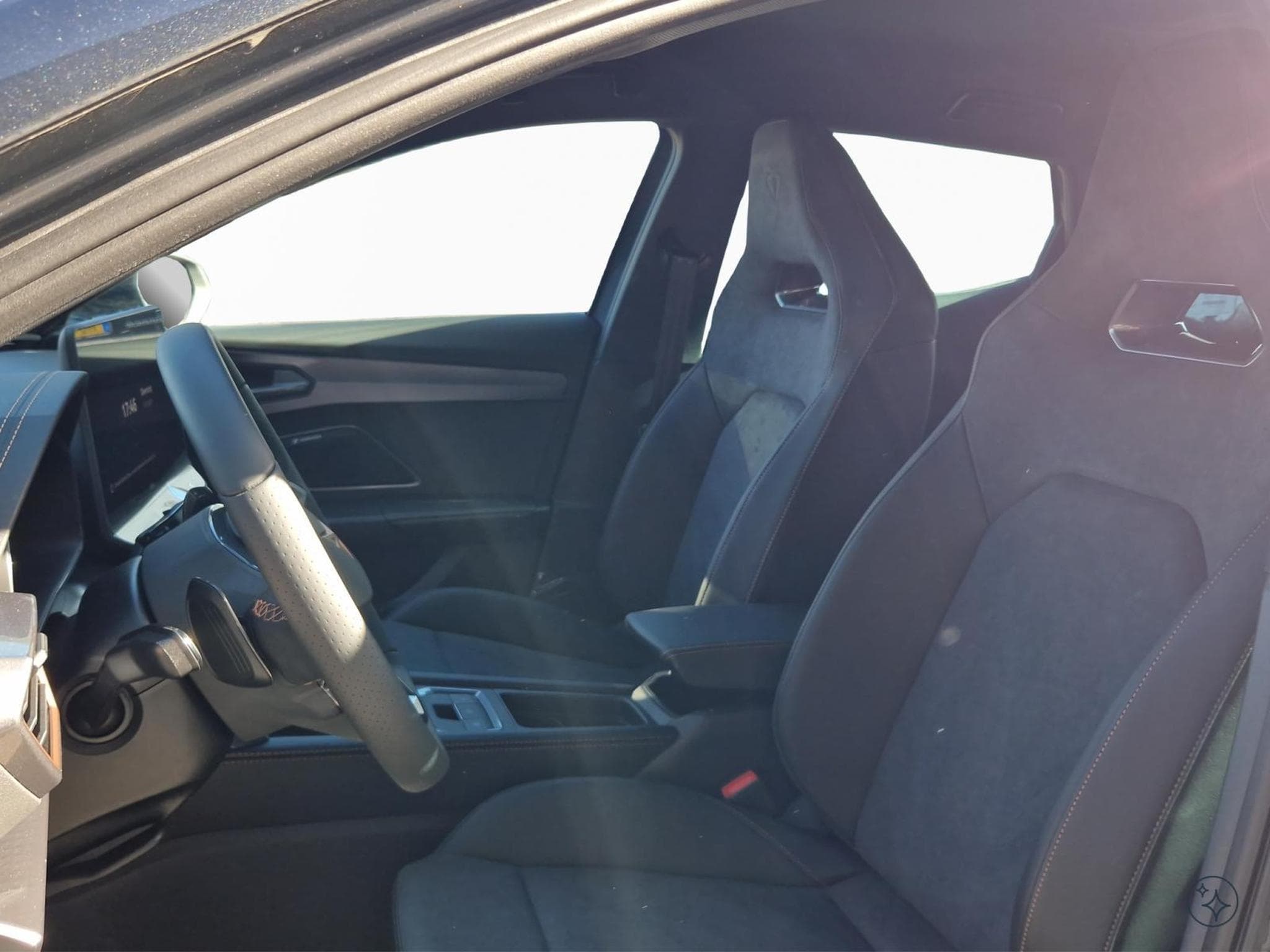 Cupra Formentor 1.5 eTSI 110kW/150ch (2026) - Photo 8