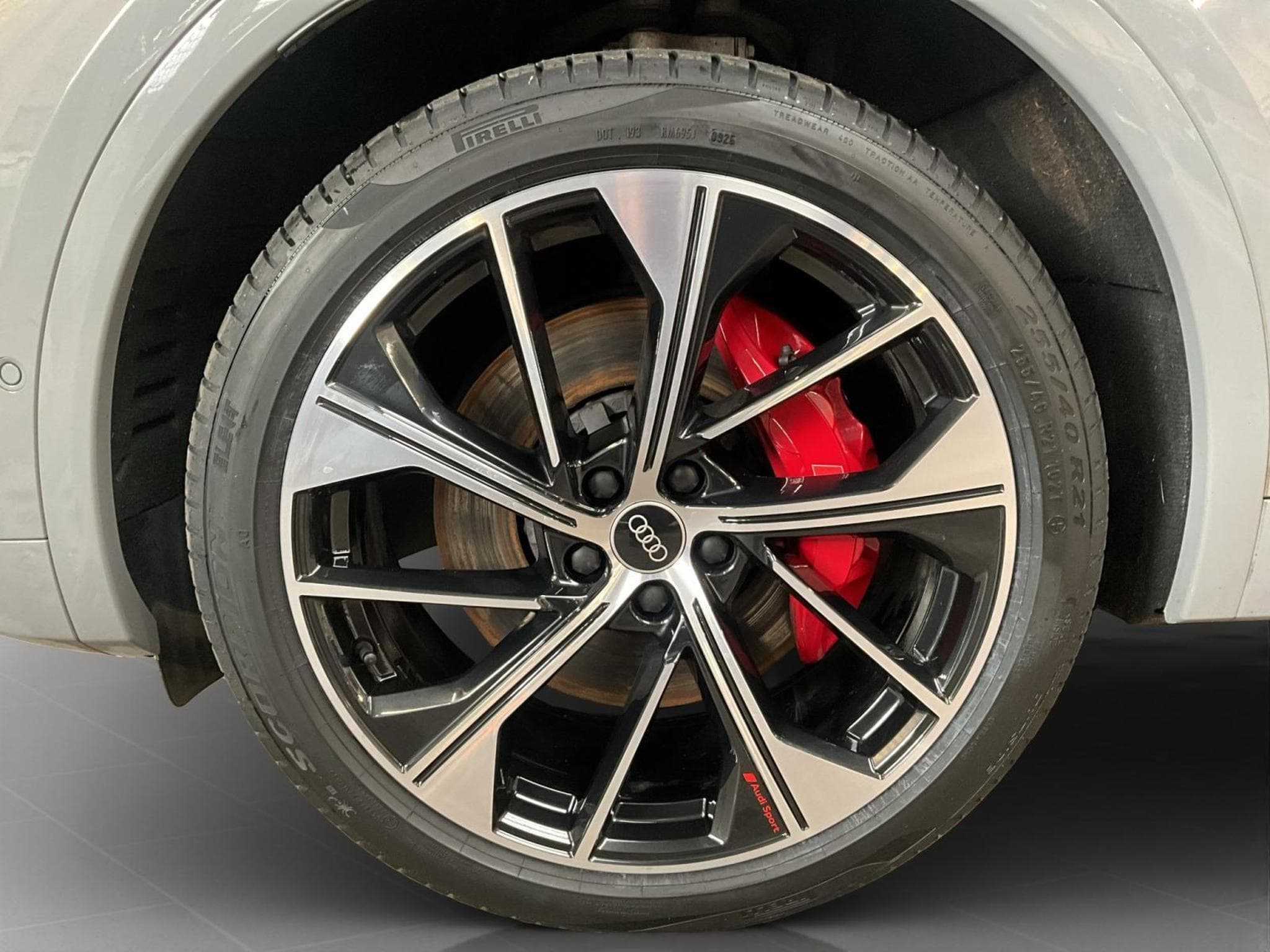 Audi SQ5 Quattro+Tiptronic+P.Premium+Pano+Bang&Olufsen+StandH.+Sport- (2021) - Photo 8
