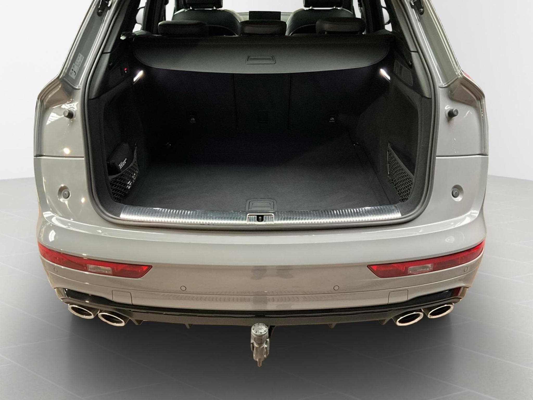 Audi SQ5 Quattro+Tiptronic+P.Premium+Pano+Bang&Olufsen+StandH.+Sport- (2021) - Photo 17