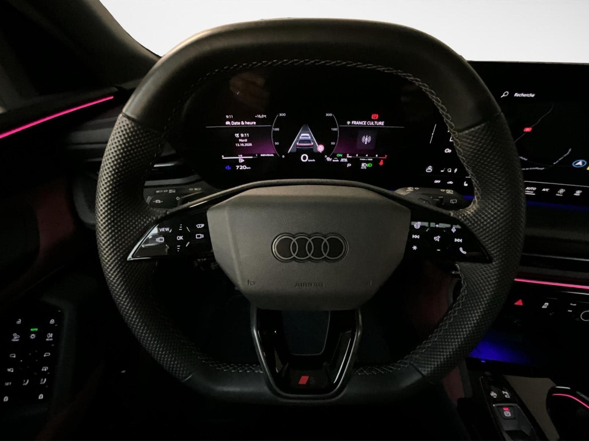 Audi SQ5 TFSI+Quattro+S-tronic+Tech-Pro+AHK+LM21+PANO (2025) - Photo 10