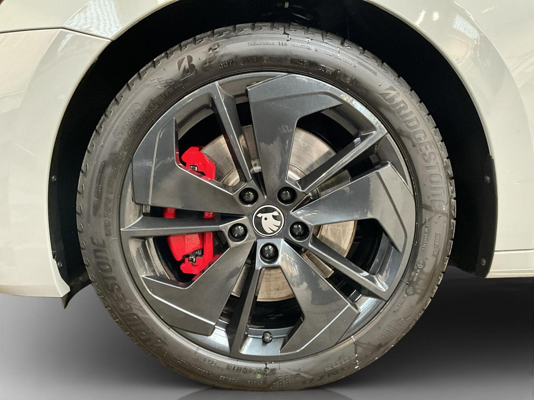 Skoda Octavia RS+DSG+SUEDIA+Audio-Canton+AHK (2025) - Photo 8