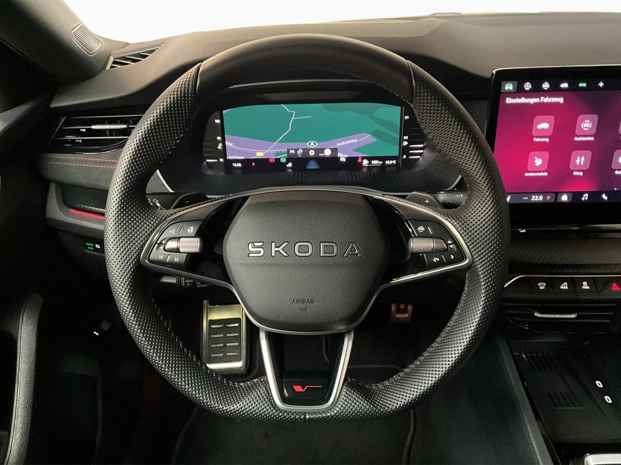 Skoda Octavia RS+DSG+SUEDIA+Audio-Canton+AHK (2025) - Photo 10
