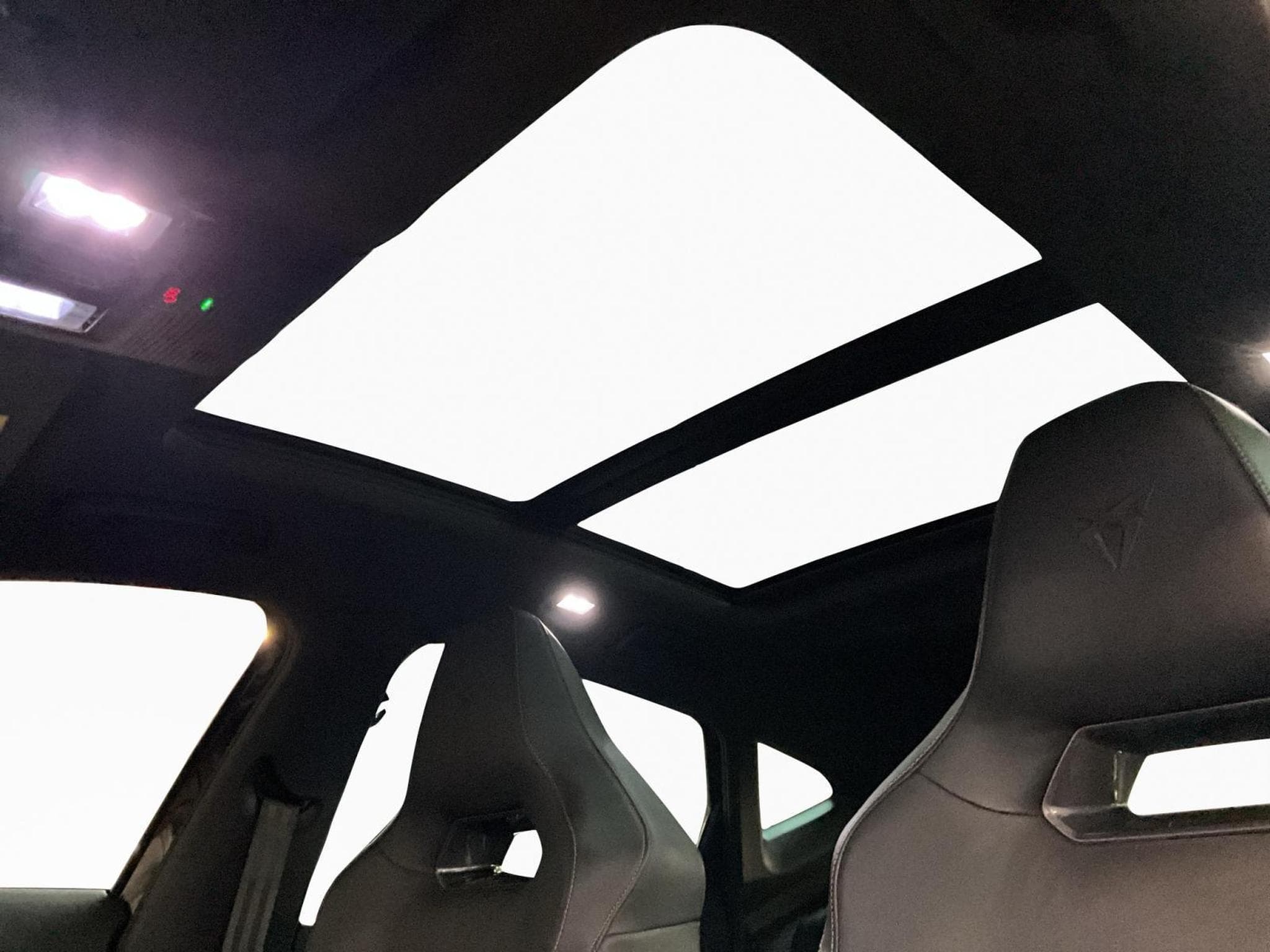 Cupra Formentor EVO+TDI+4Drive+DSG+AHK+PANO+LM18+P.Leder (2023) - Photo 14