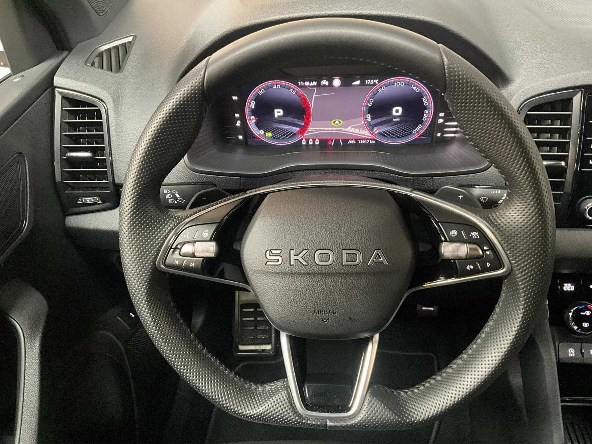 Skoda Karoq Sportline+DSG+4x4+P.Travel+P.Performance+P.Convenience+Kessy (2025) - Photo 10