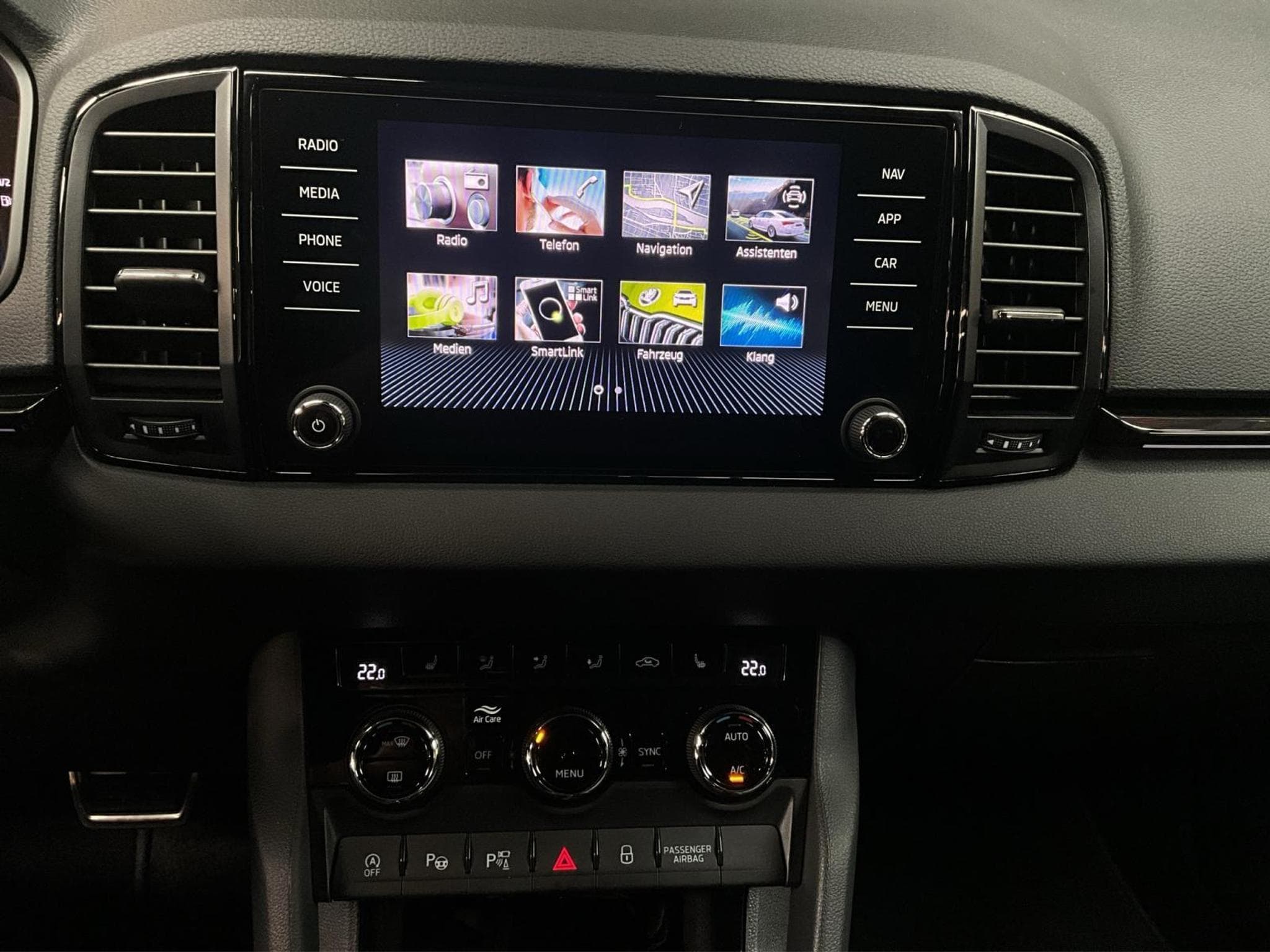 Skoda Karoq Sportline+DSG+4x4+P.Travel+P.Performance+P.Convenience+Kessy (2025) - Photo 13