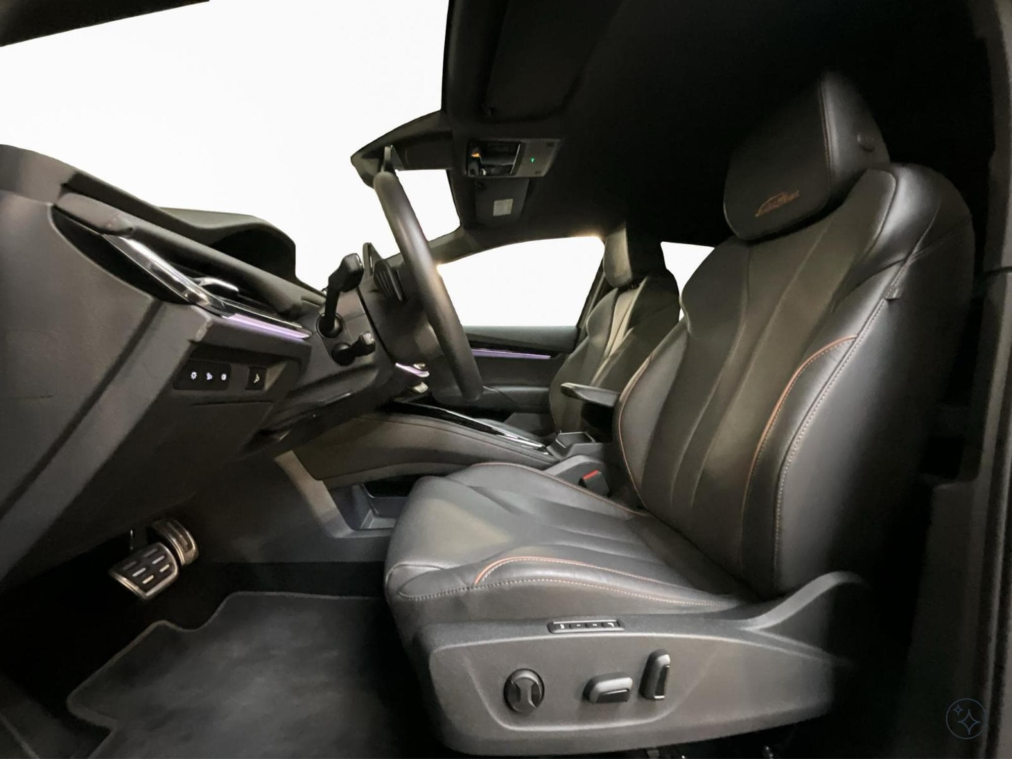 Skoda Enyaq 77kWh+L&K+iV85+Pompe-Chaleur+P.Transport+AHK+Led+Navi+DAB (2024) - Photo 9