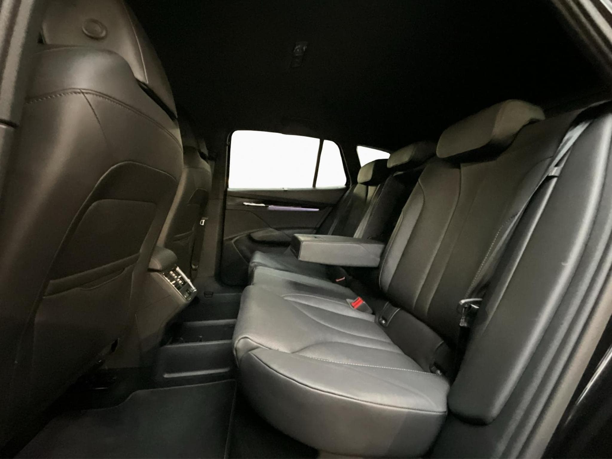 Skoda Enyaq 77kWh+L&K+iV85+Pompe-Chaleur+P.Transport+AHK+Led+Navi+DAB (2024) - Photo 15