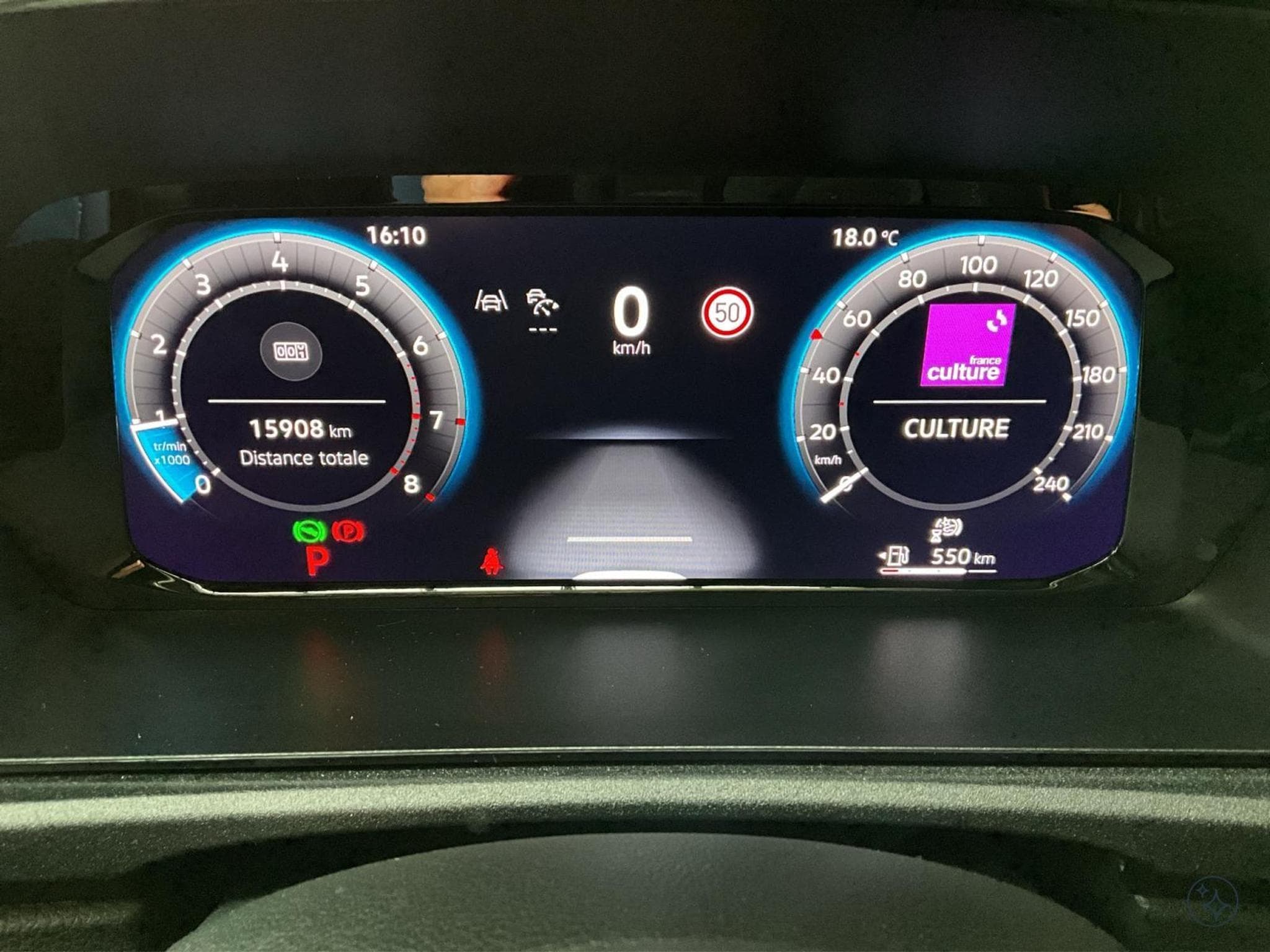 VW Caddy Life+DSG+P.Cool&Sound+7Sitze+Edition+AHK+LED (2025) - Photo 11