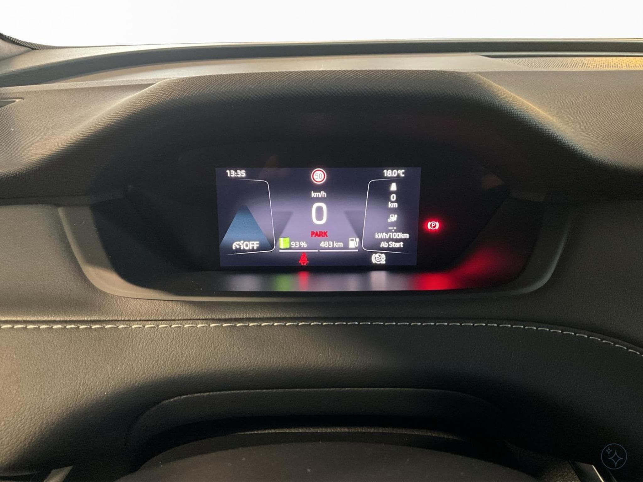 Skoda Enyaq 77kWh+iV80x+4x4+Transport+Assisted+Climate-Plus+Sportline+AH (2023) - Photo 12