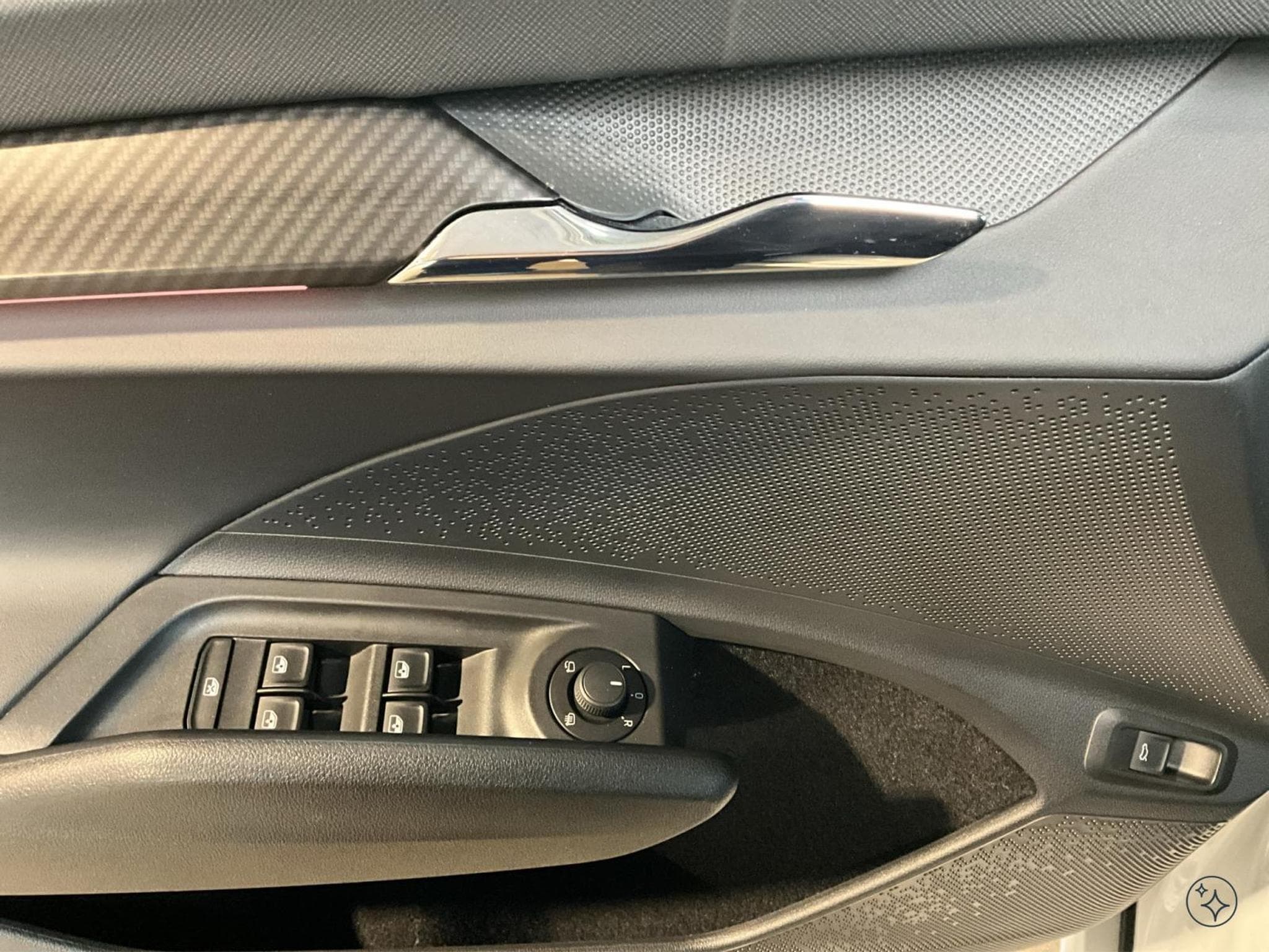 Skoda Enyaq 77kWh+iV80x+4x4+Transport+Assisted+Climate-Plus+Sportline+AH (2023) - Photo 15