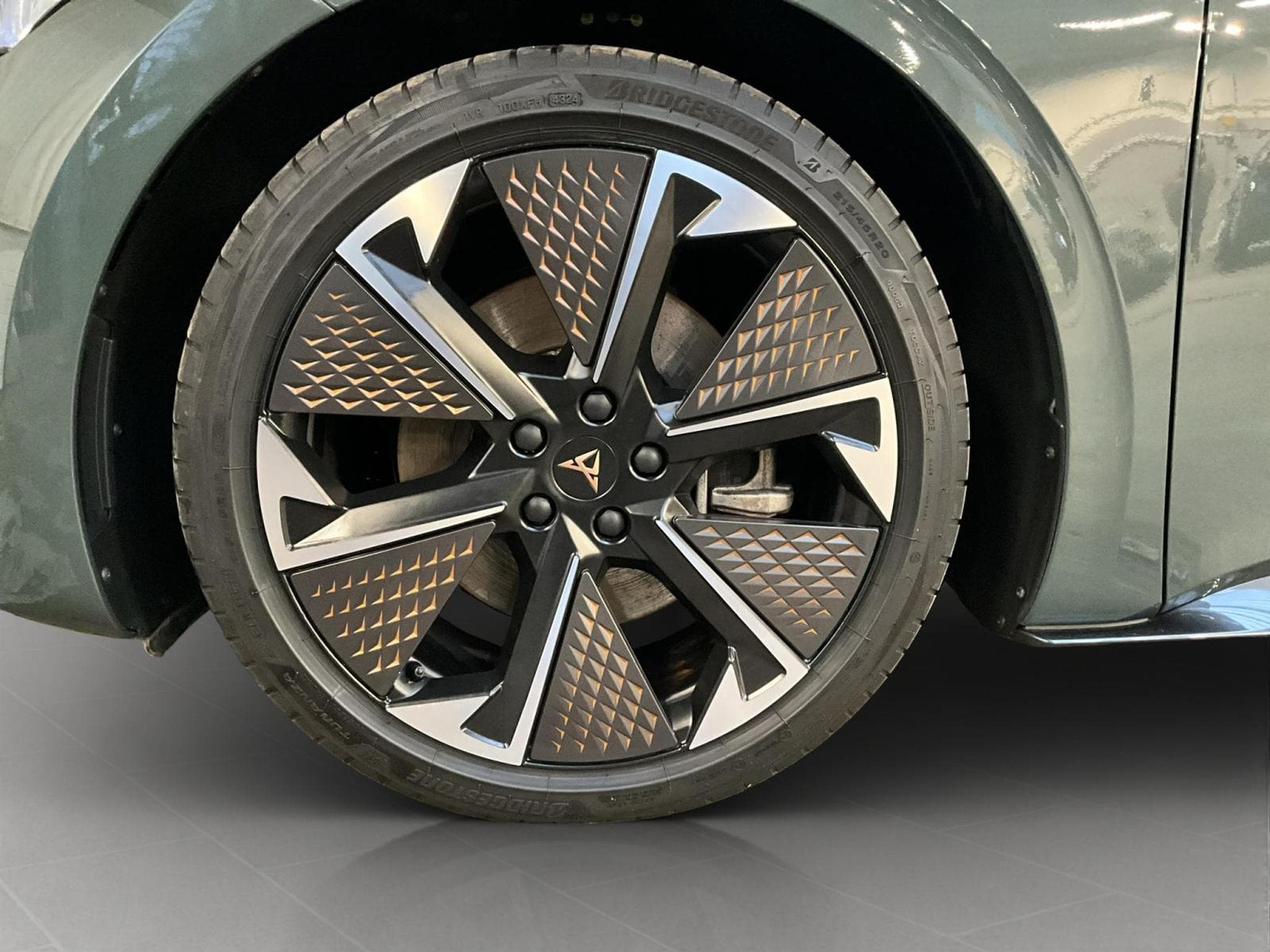 Cupra Born 79kWh+VZ+P.Tech-M+Skyline+P.AR-HUD+P.Pilot-M (2024) - Photo 8