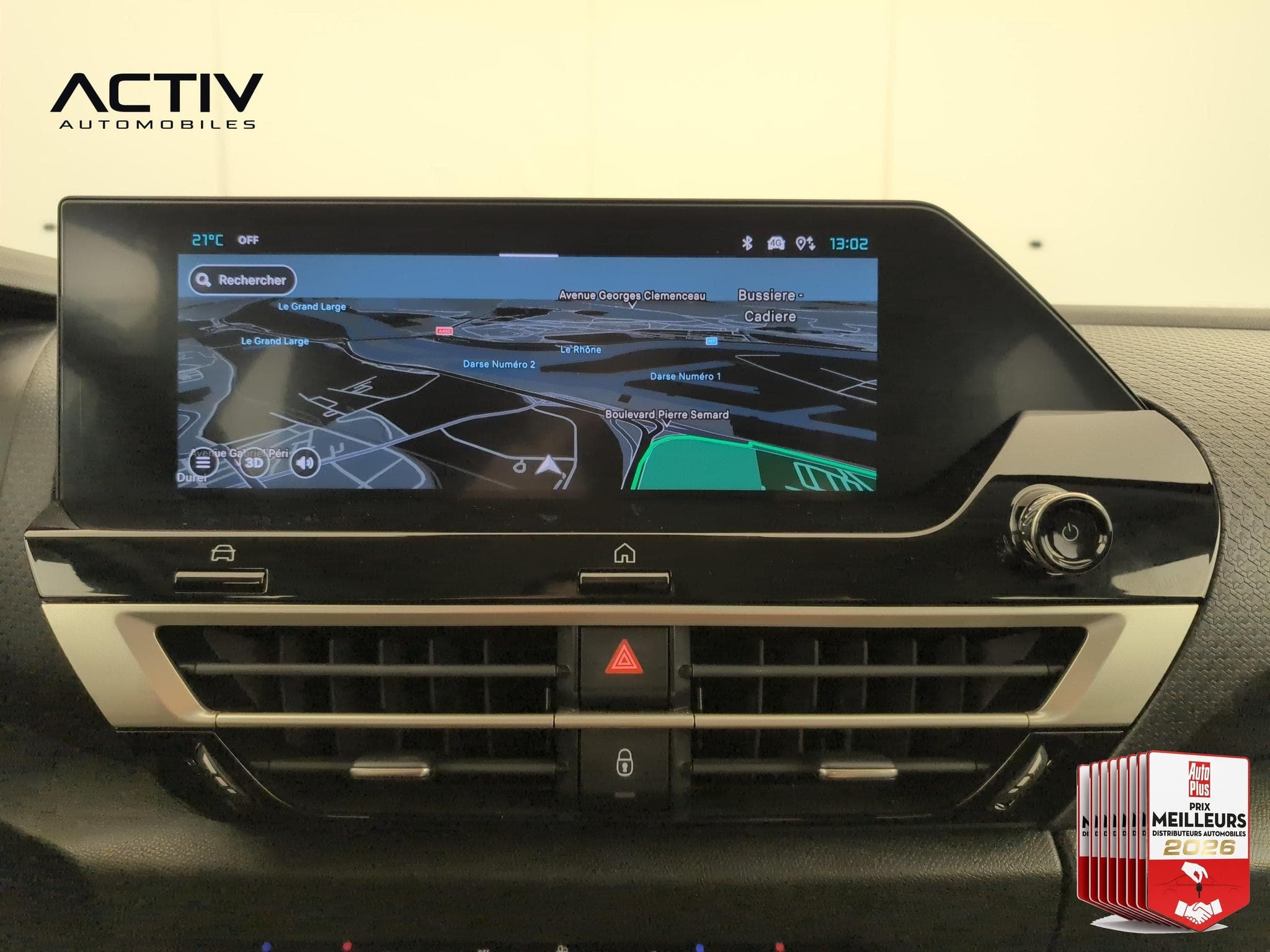 Citroën C4 Hybride 145 ch e-DCS6 Plus (2025) - Photo 19