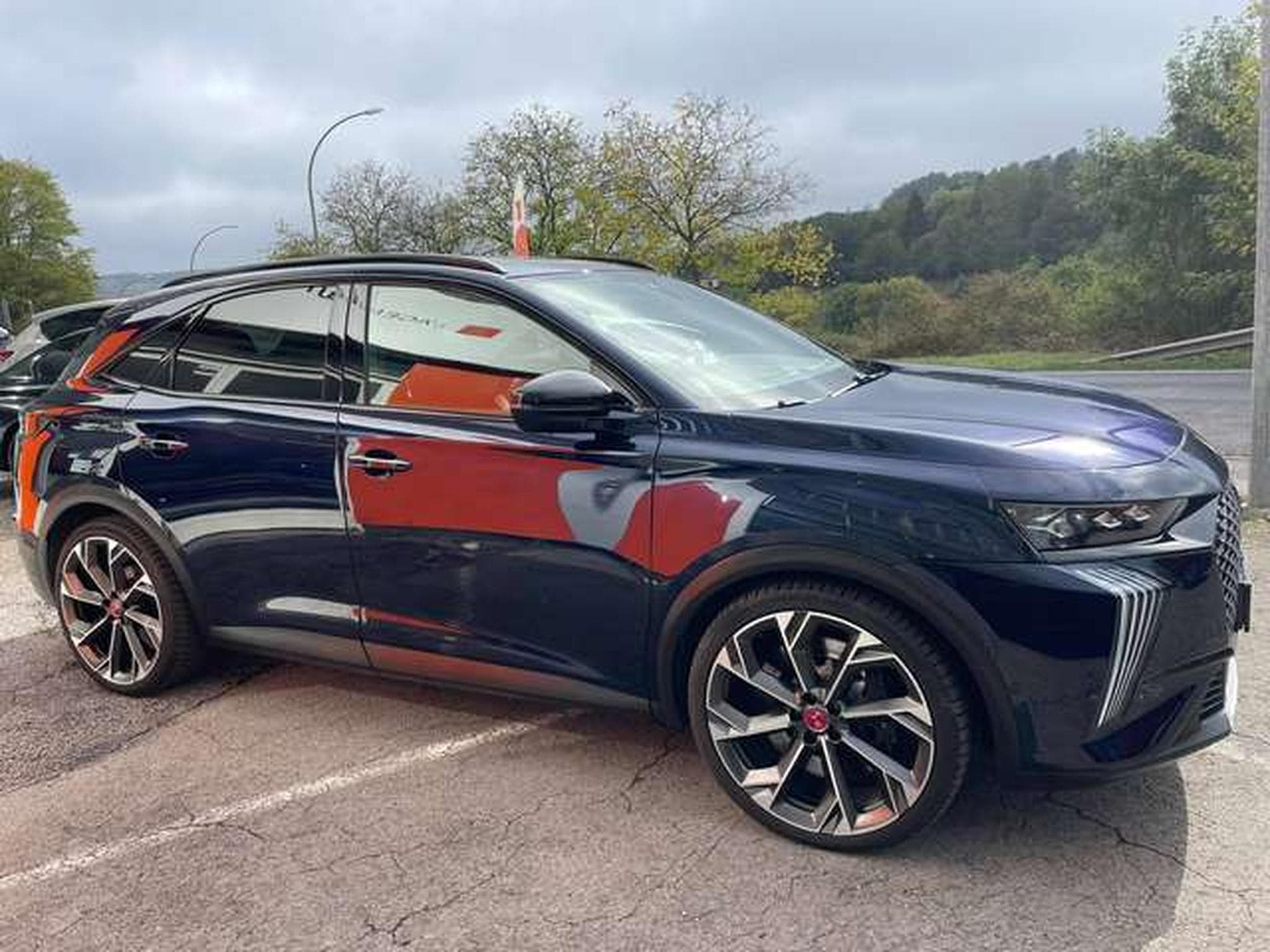 DS Automobiles DS7 E-TENSE 4x4 - 360 Ch HYBRID Plug in - JUSQU'A 36 MOIS DE GAR (2023) - Photo 4