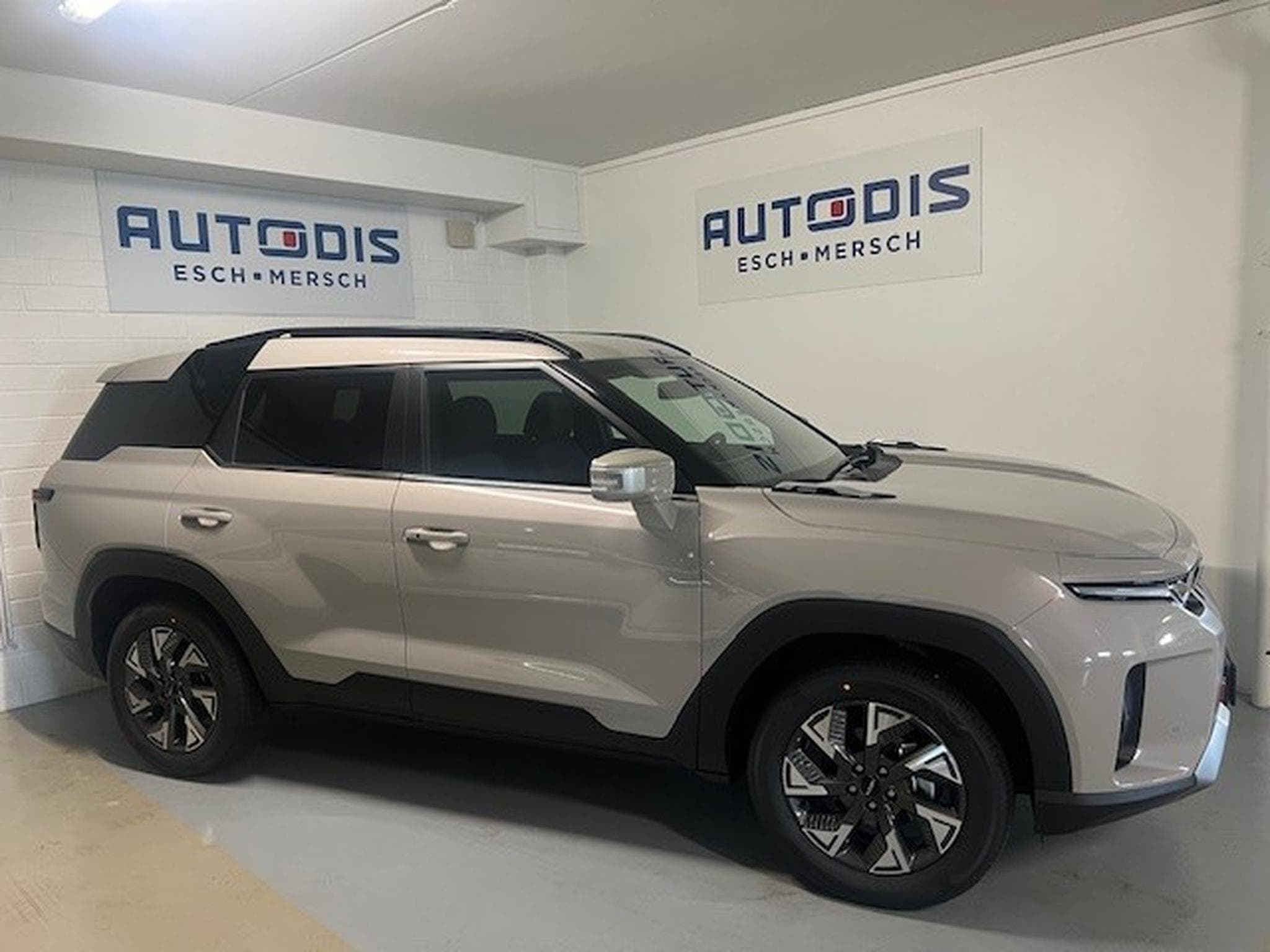 KGM Torres 1.5 T-GDI PLATINUM  AUTOMATIQUE (2025) - Photo 4