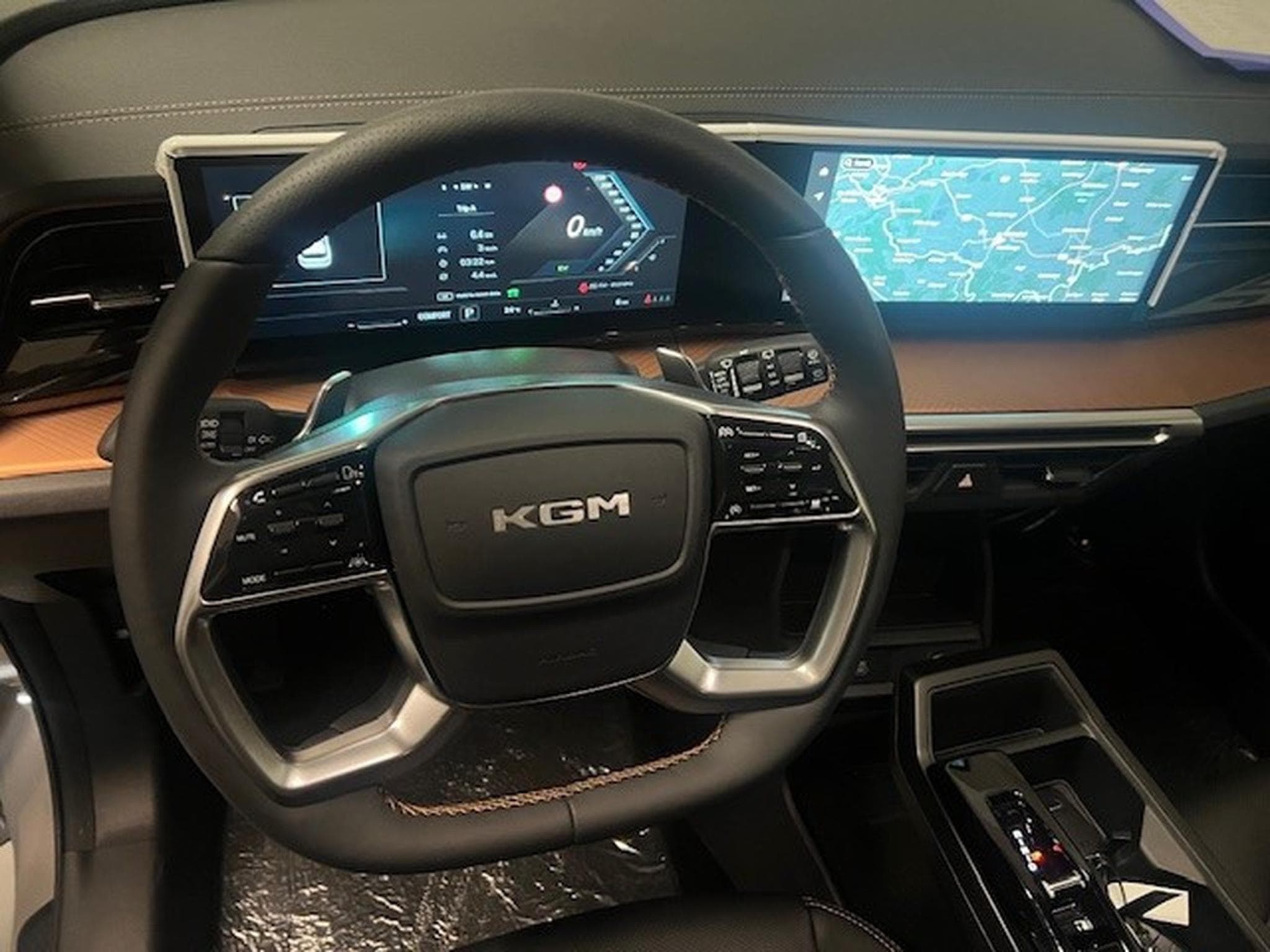 KGM Torres 1.5 T-GDI PLATINUM  AUTOMATIQUE (2025) - Photo 6