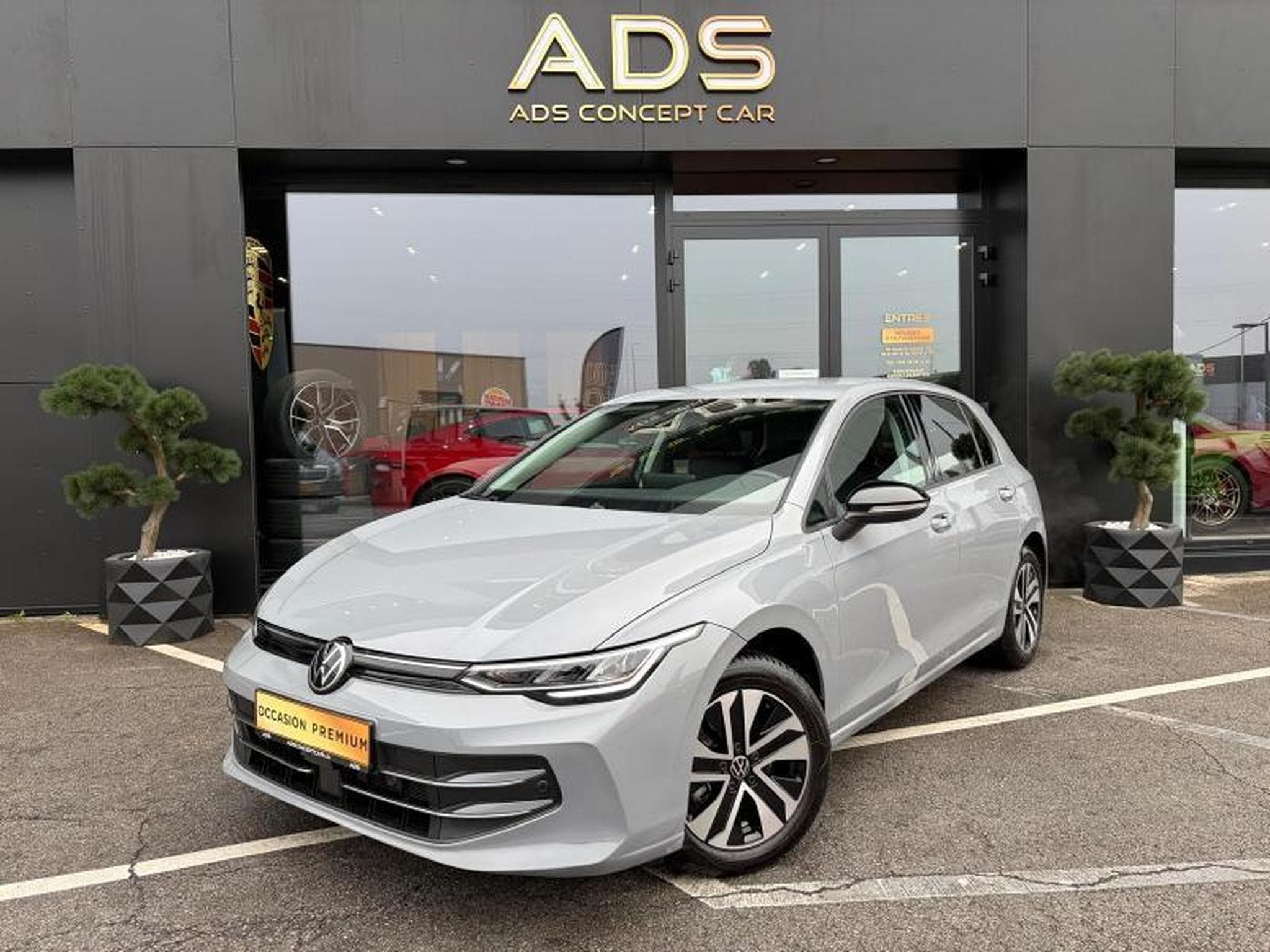 VW Golf Life Energy 1.5 150ch/Garantie VW 01-2031/Attelage/Camera/Si (2025) - Foto 2