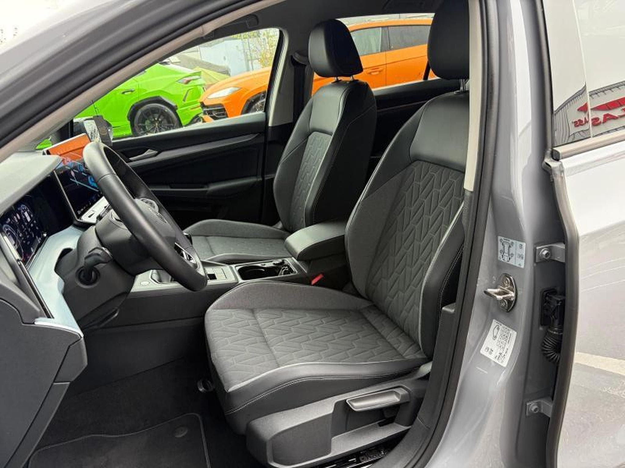 VW Golf Life Energy 1.5 150ch/Garantie VW 01-2031/Attelage/Camera/Si (2025) - Foto 14