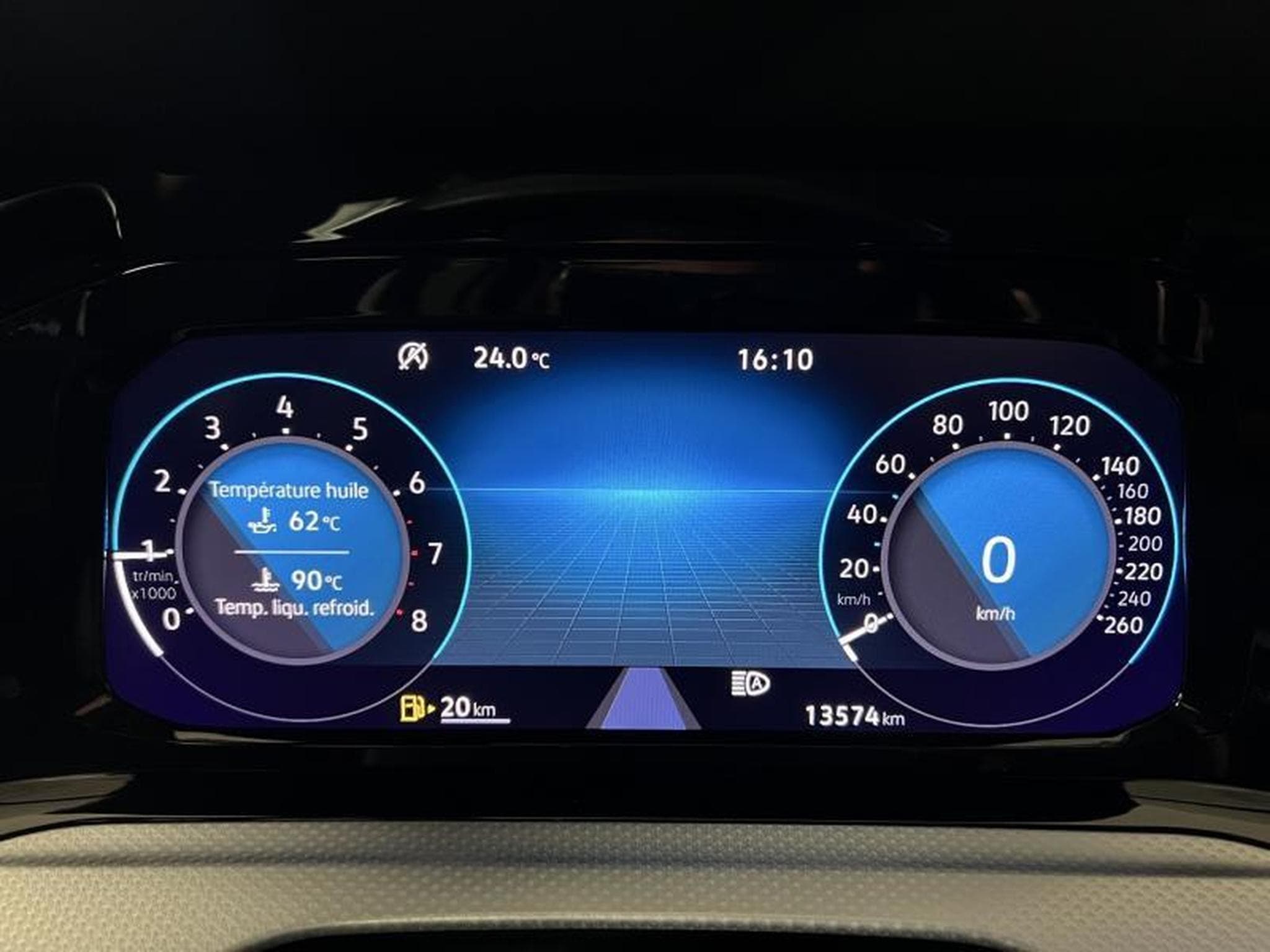 VW Golf Life Move (2024) - Photo 9