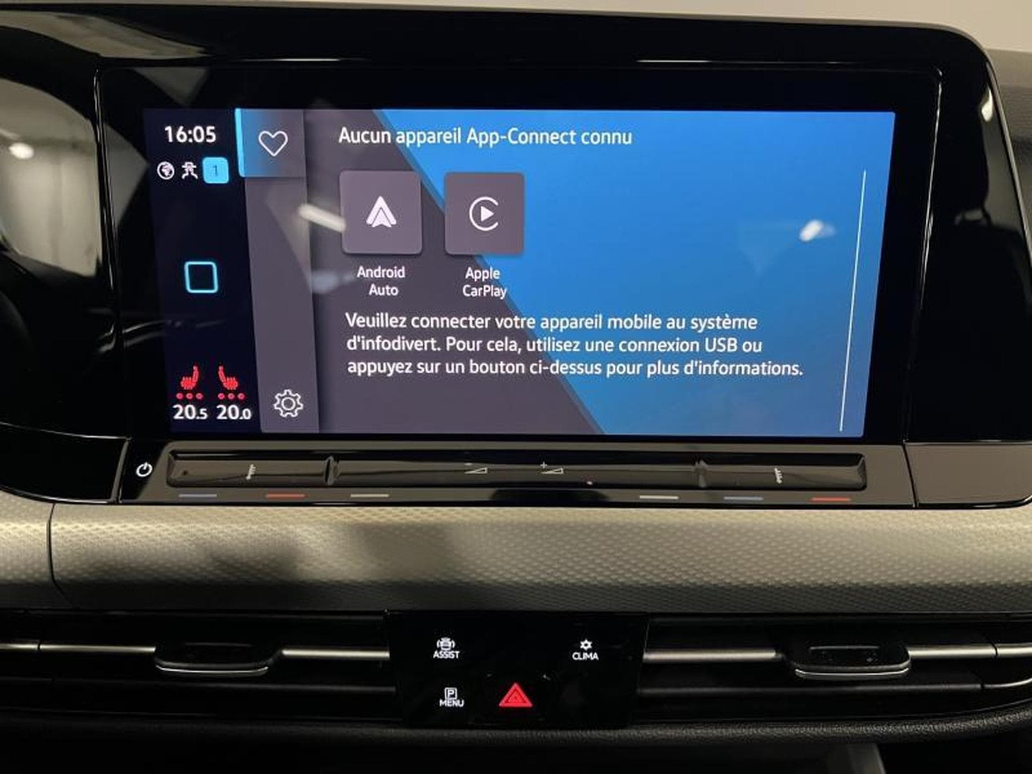 VW Golf Life Move (2024) - Photo 11