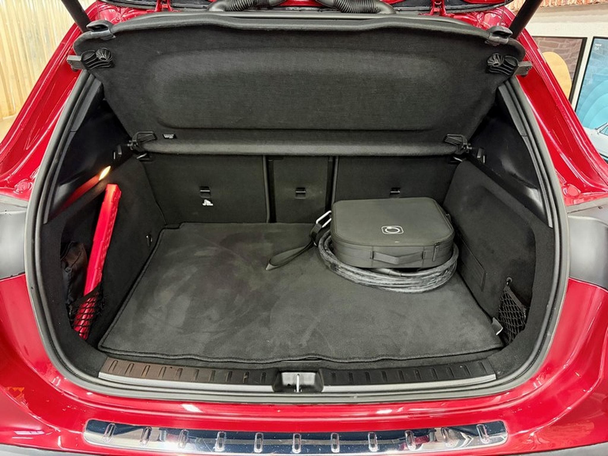 Mercedes EQA EQA 250+ 190cv 71KW/h AMG-LINE (2024) - Photo 7
