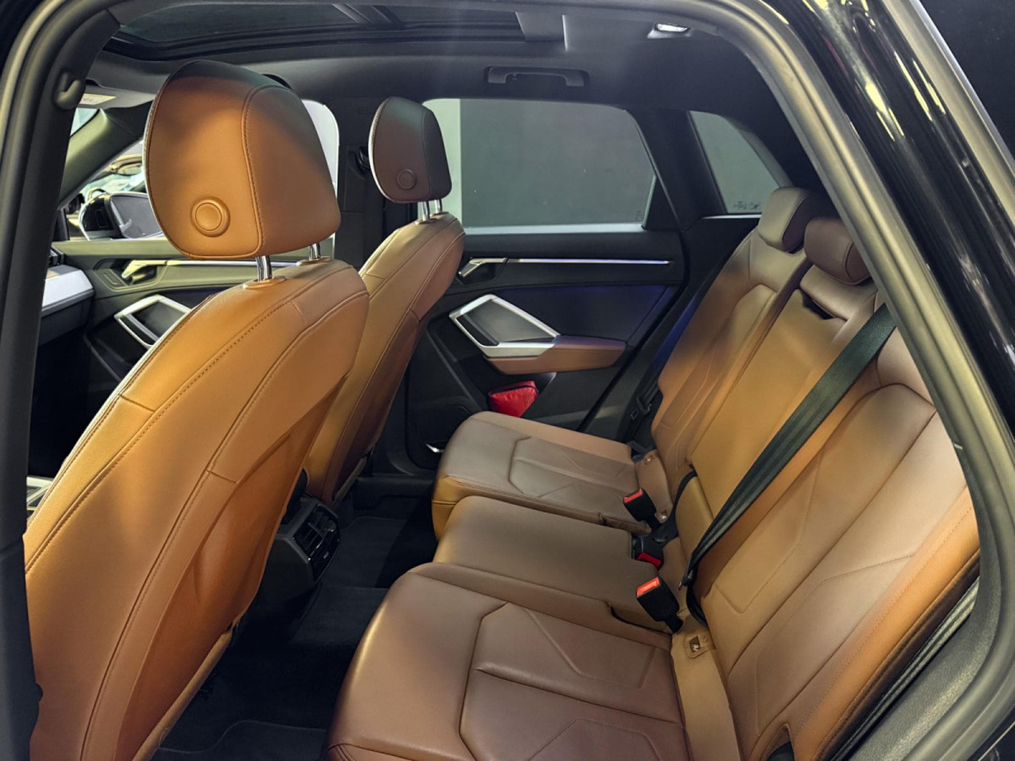 Audi Q3 35 TFSI / B&O / PANO / ACC / CAMERA (2021) - Foto 14