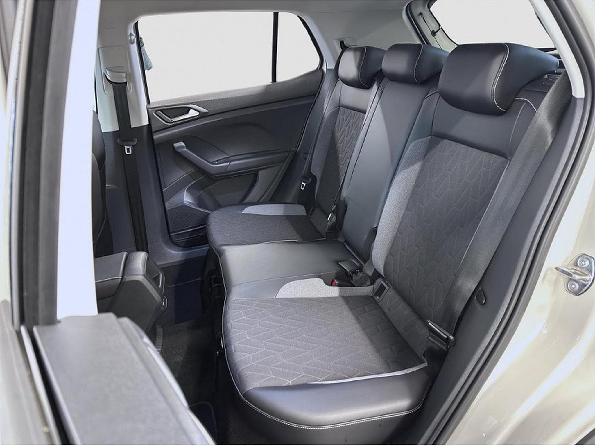 VW T-Cross (2025) - Photo 17