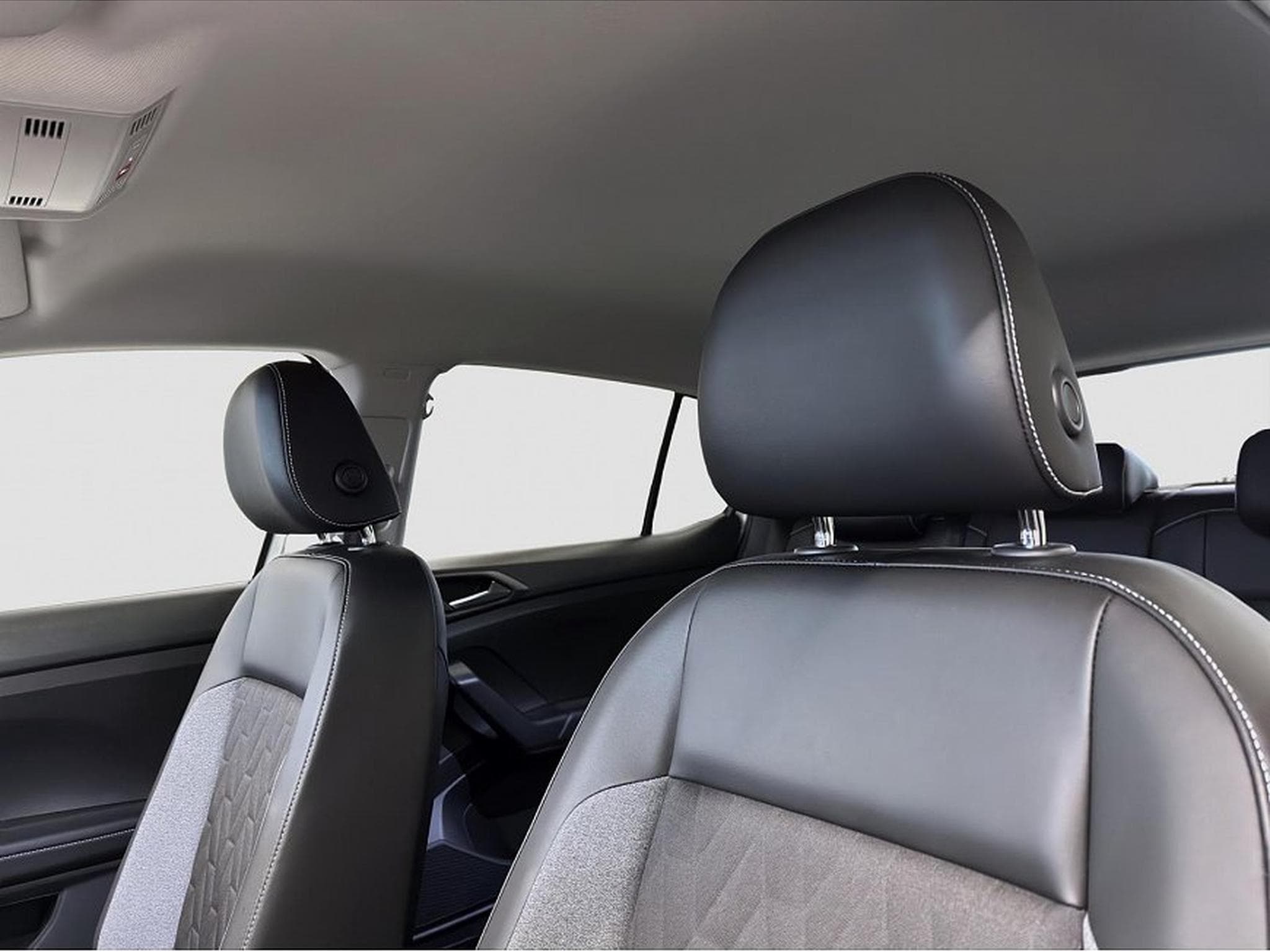 VW T-Cross (2025) - Photo 24