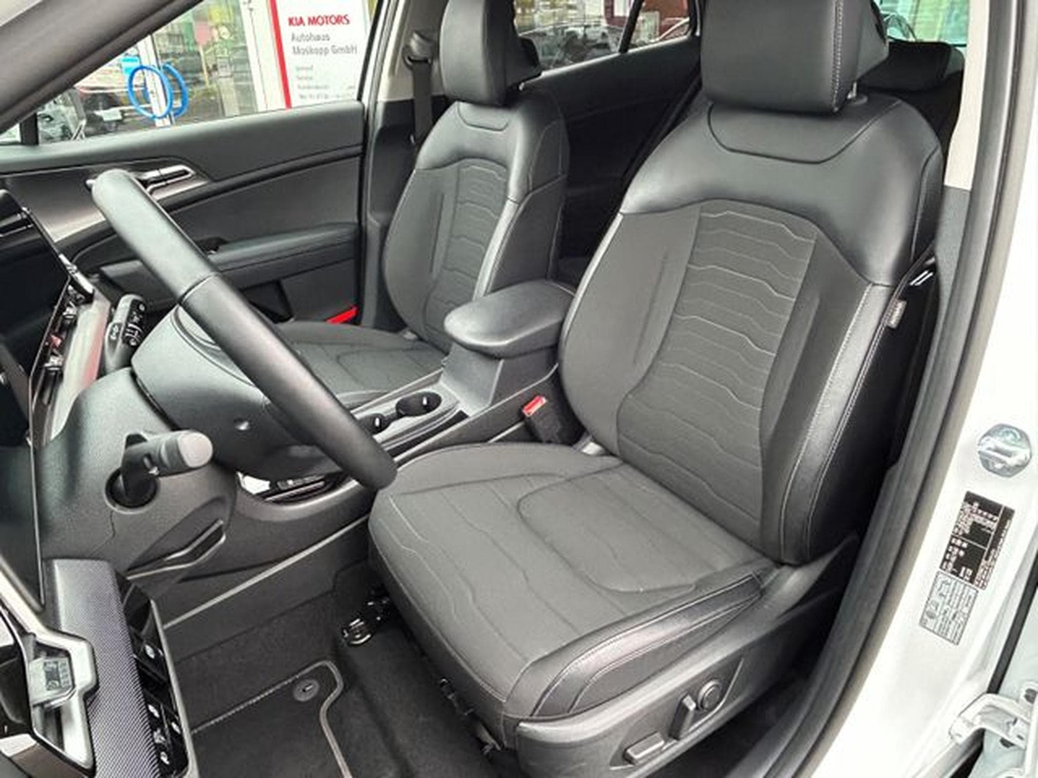 Kia Sportage Sportage 1,6T-GDI Vision Komfort Navi LED Kamera (2025) - Photo 12