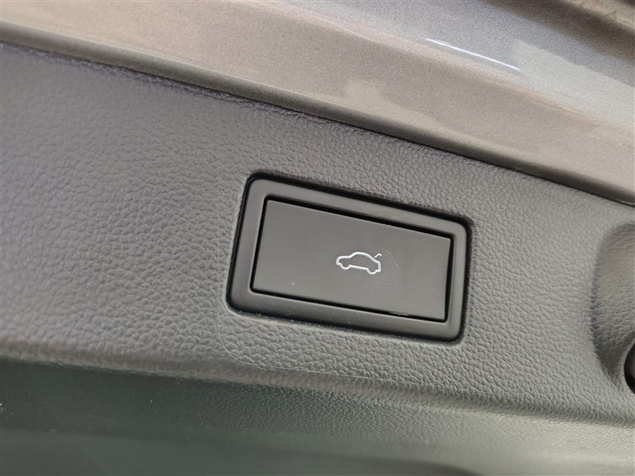 VW Arteon SB 2.0 TDi SCR Elegance Business Premium DSG (2024) - Foto 19
