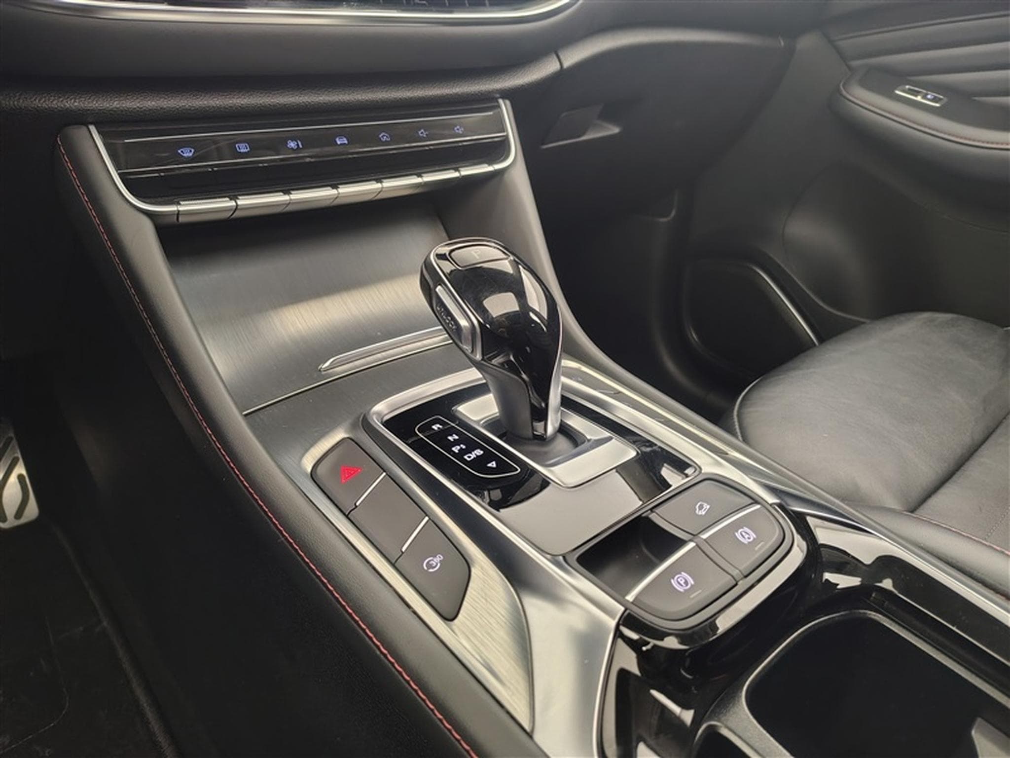 MG HS 1.5 T-GDi 160cv BVA Luxury NAVI / FULL LED / CUIR / PANO (2024) - Foto 12