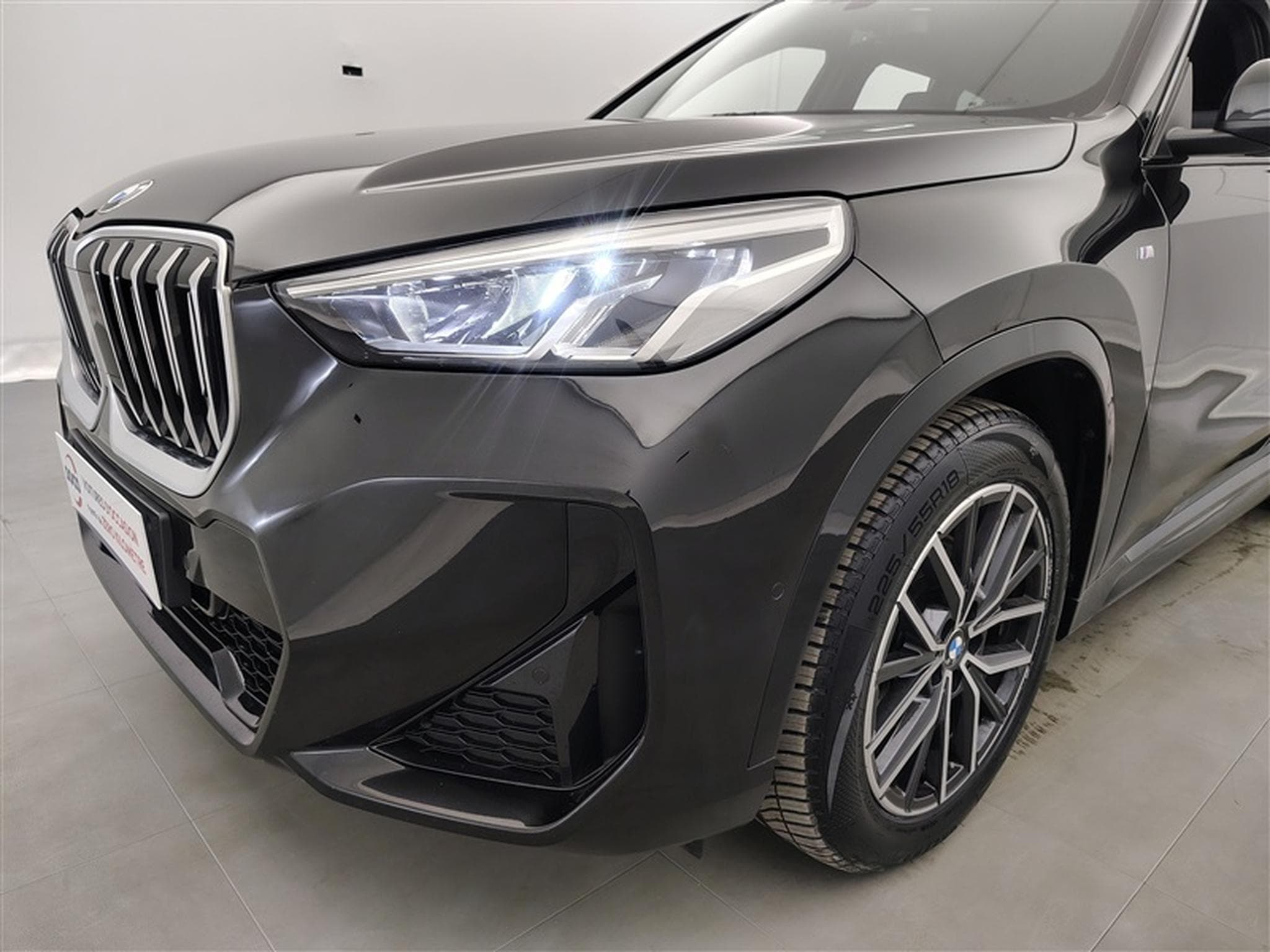 BMW X1 1.8iA PACK M  NAVI / CUIR SPORT /FULL LED (2025) - Foto 15