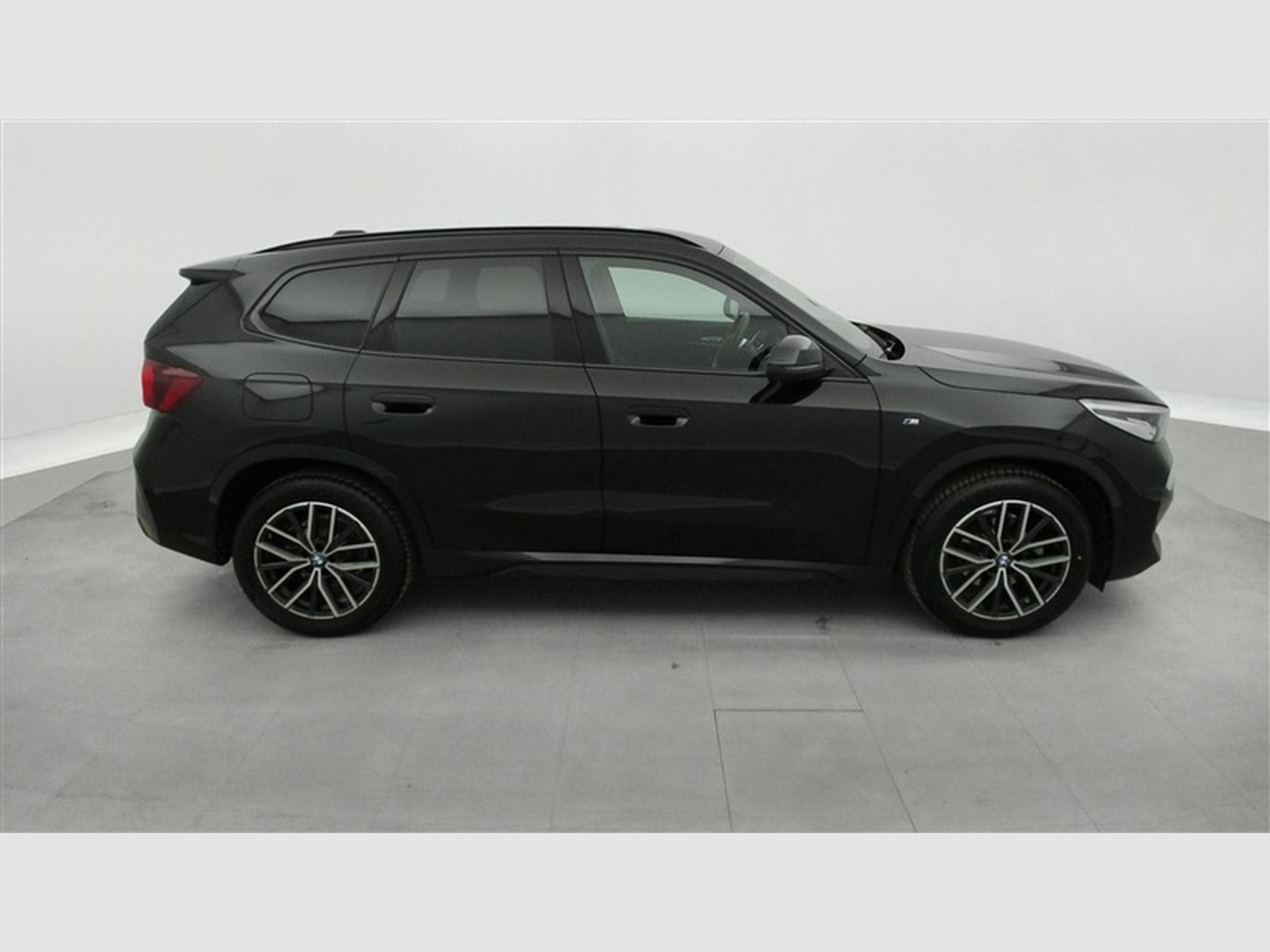 BMW X1 1.8iA PACK M  NAVI / CUIR SPORT /FULL LED (2025) - Foto 25
